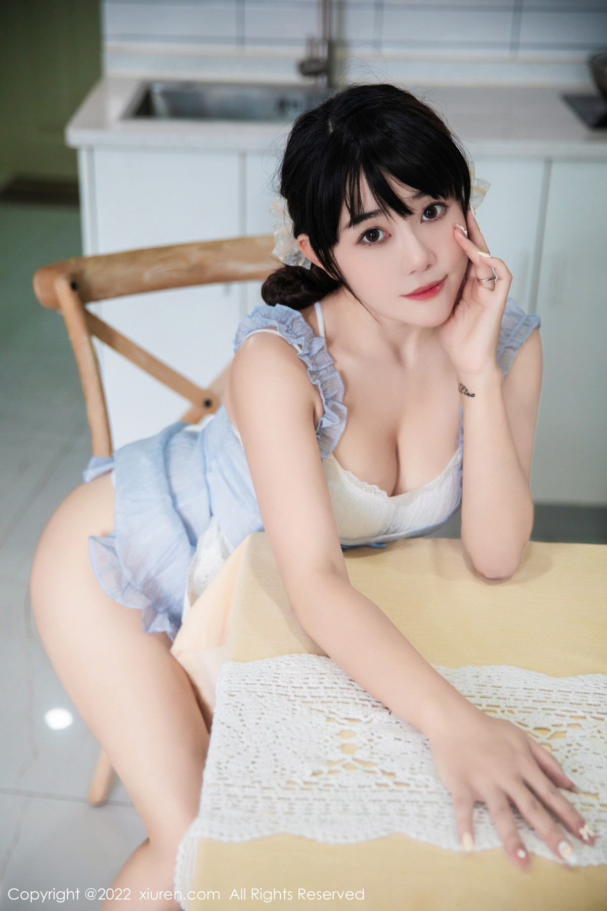[XiuRen]高清写真图 2022.11.10 No.5834 严利娅Yuliya 丰腴美臀