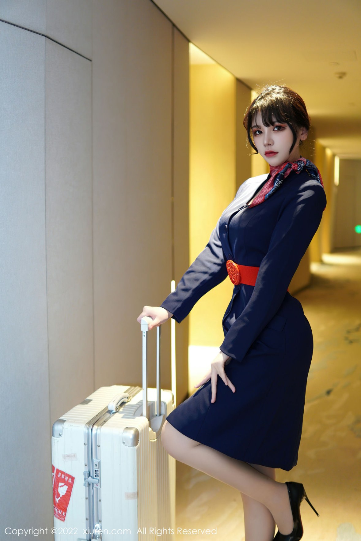 [XiuRen]高清写真图 2022.12.27 No.6048 桃桃子_ 空姐制服