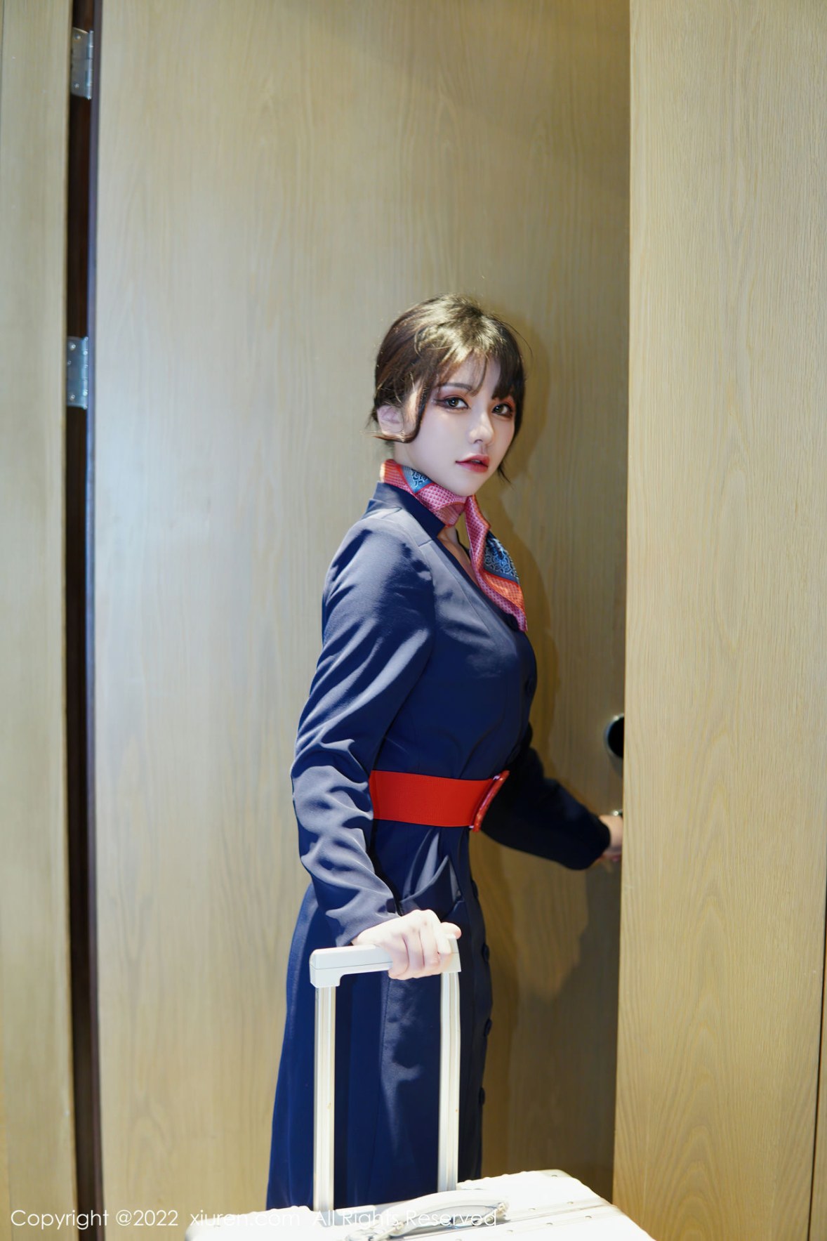 [XiuRen]高清写真图 2022.12.27 No.6048 桃桃子_ 空姐制服