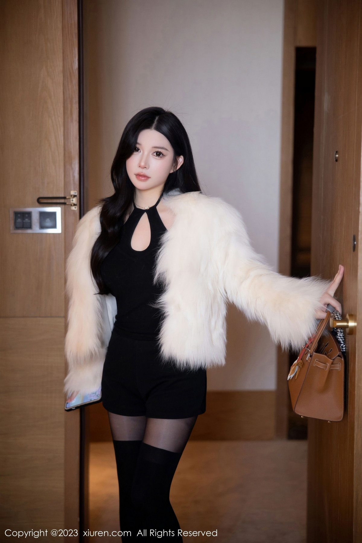 [XiuRen]高清写真图 2023.02.03 No.6212 林珊珊 黑丝美腿