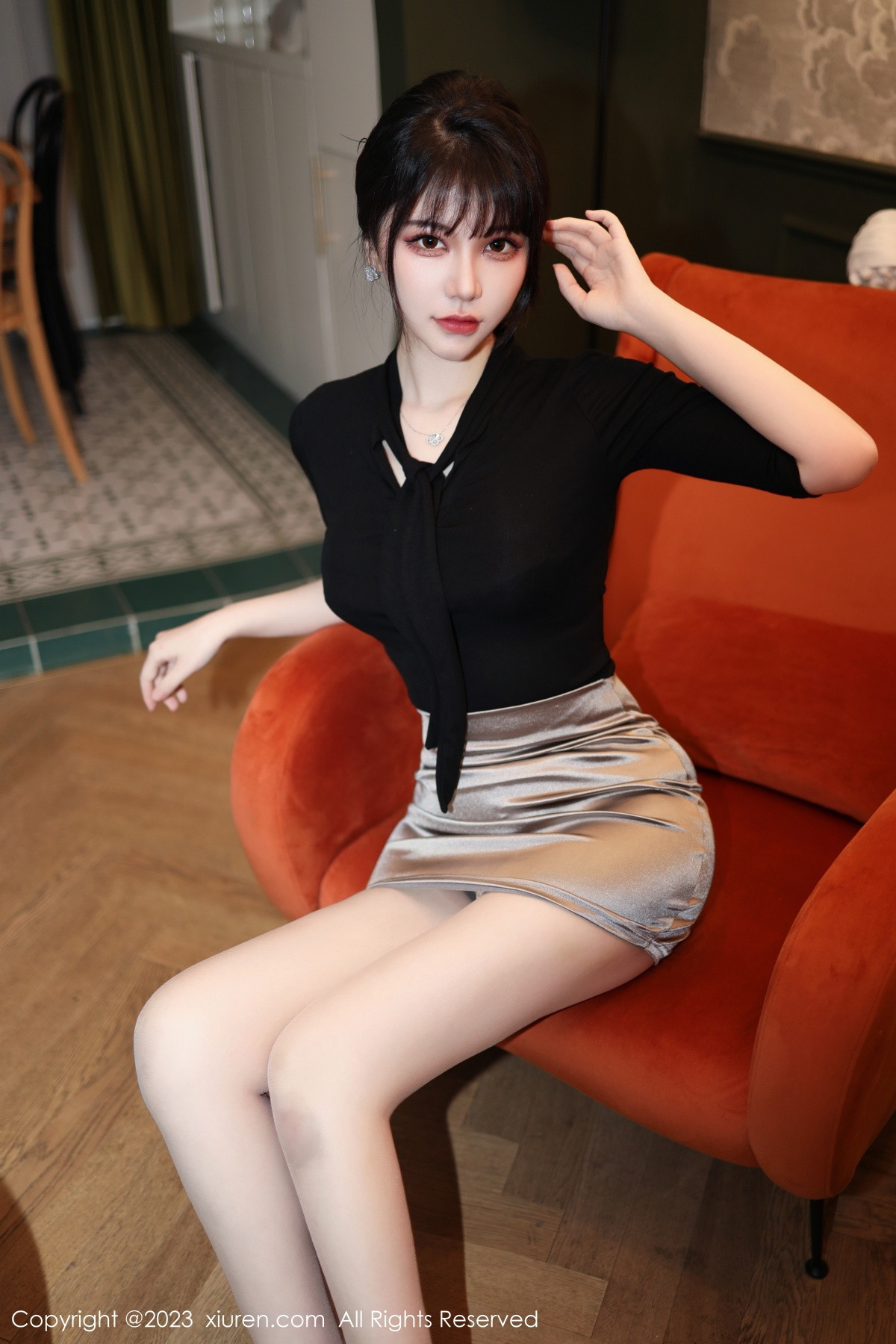 [XiuRen]高清写真图 2023.02.13 No.6256 桃桃子_ 短裙丰腴