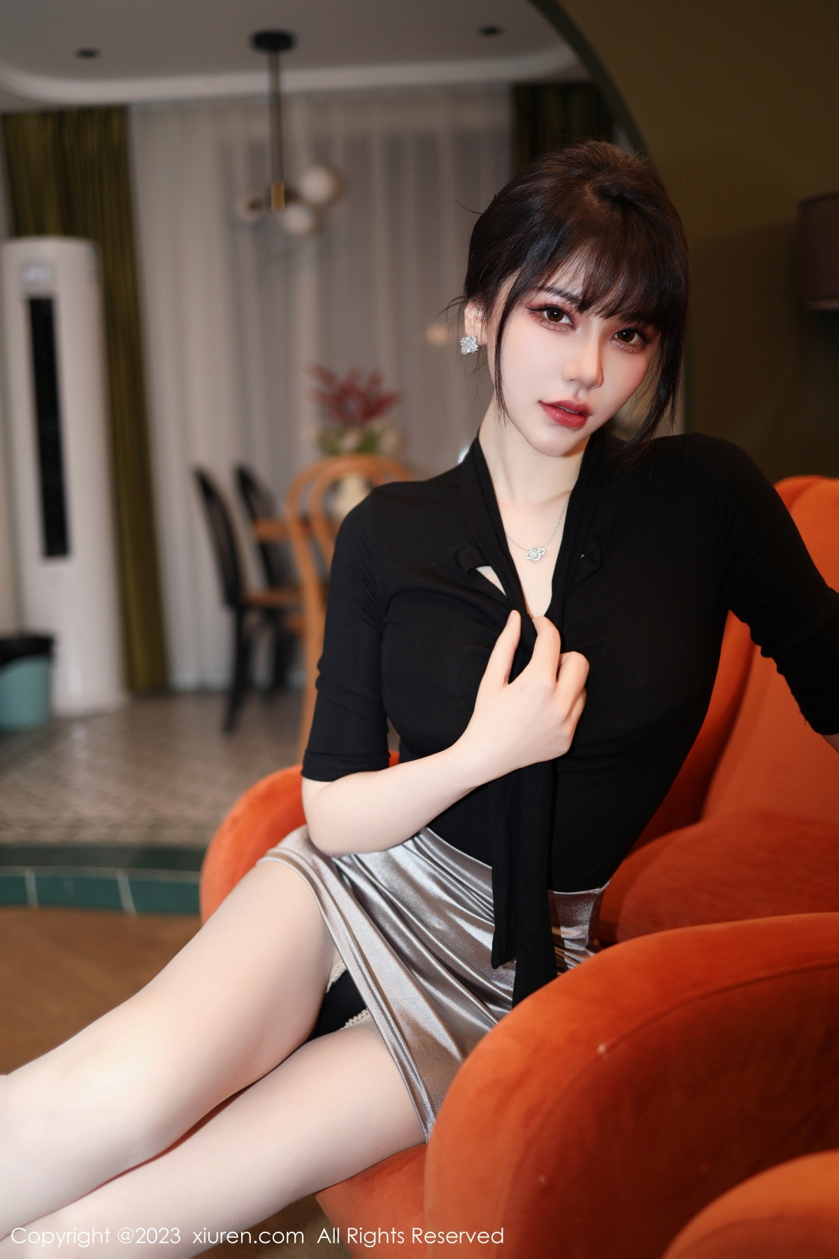 [XiuRen]高清写真图 2023.02.13 No.6256 桃桃子_ 短裙丰腴