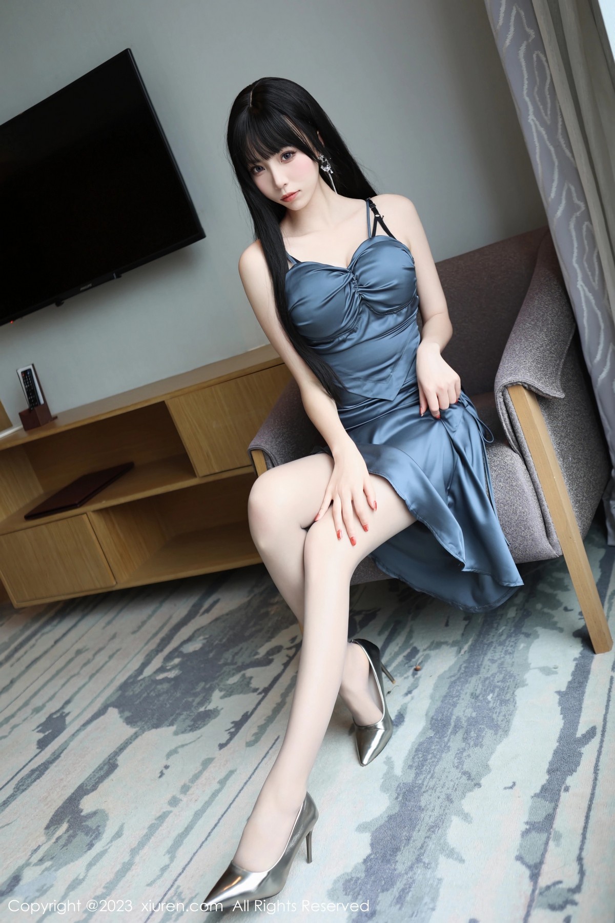 [XiuRen]高清写真图 2023.05.10 No.6714 谭小灵 制服黑丝