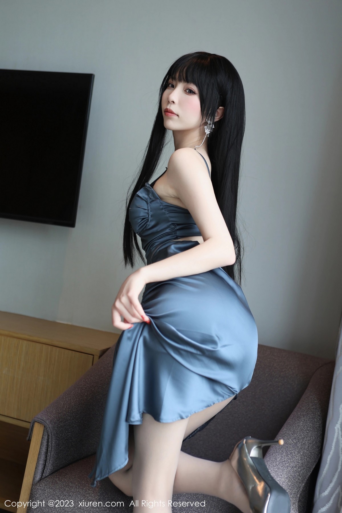 [XiuRen]高清写真图 2023.05.10 No.6714 谭小灵 制服黑丝