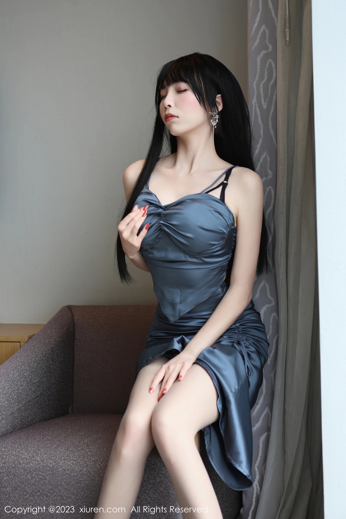[XiuRen]高清写真图 2023.05.10 No.6714 谭小灵 制服黑丝