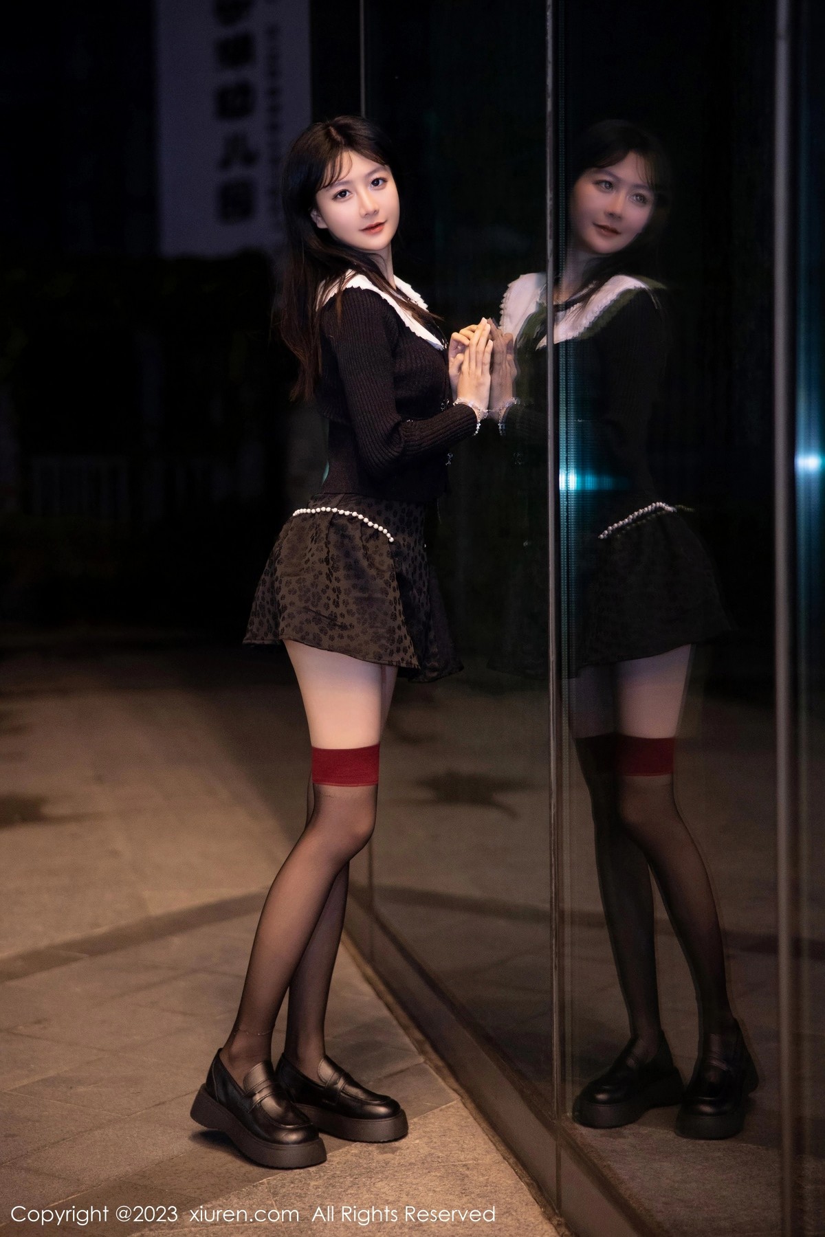 [XiuRen]高清写真图 2023.05.11 No.6724 幼幼 黑丝美腿
