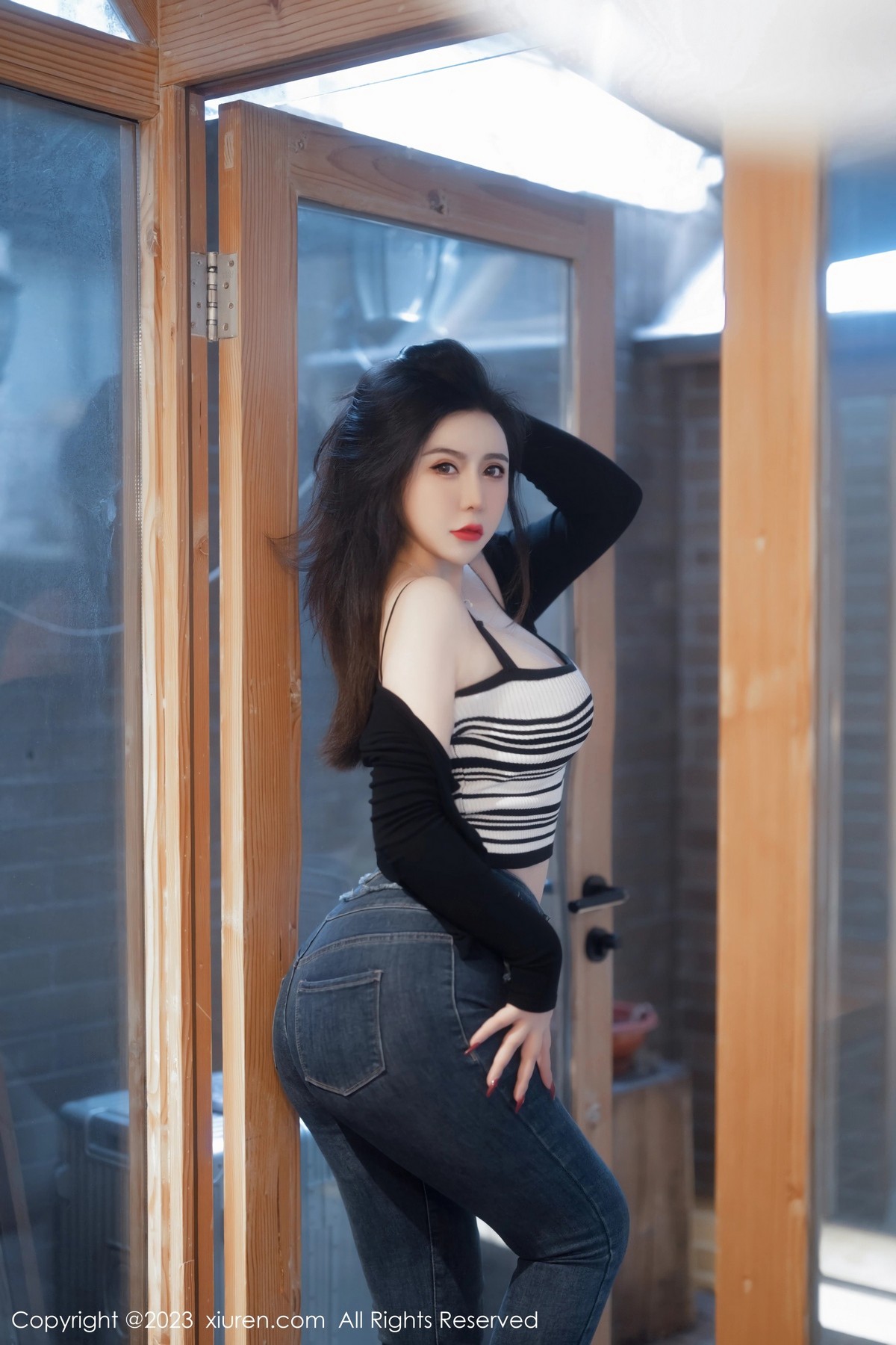 [MFStar]高清写真图 2023.05.10 VOL.618 伊诺 黑丝美臀