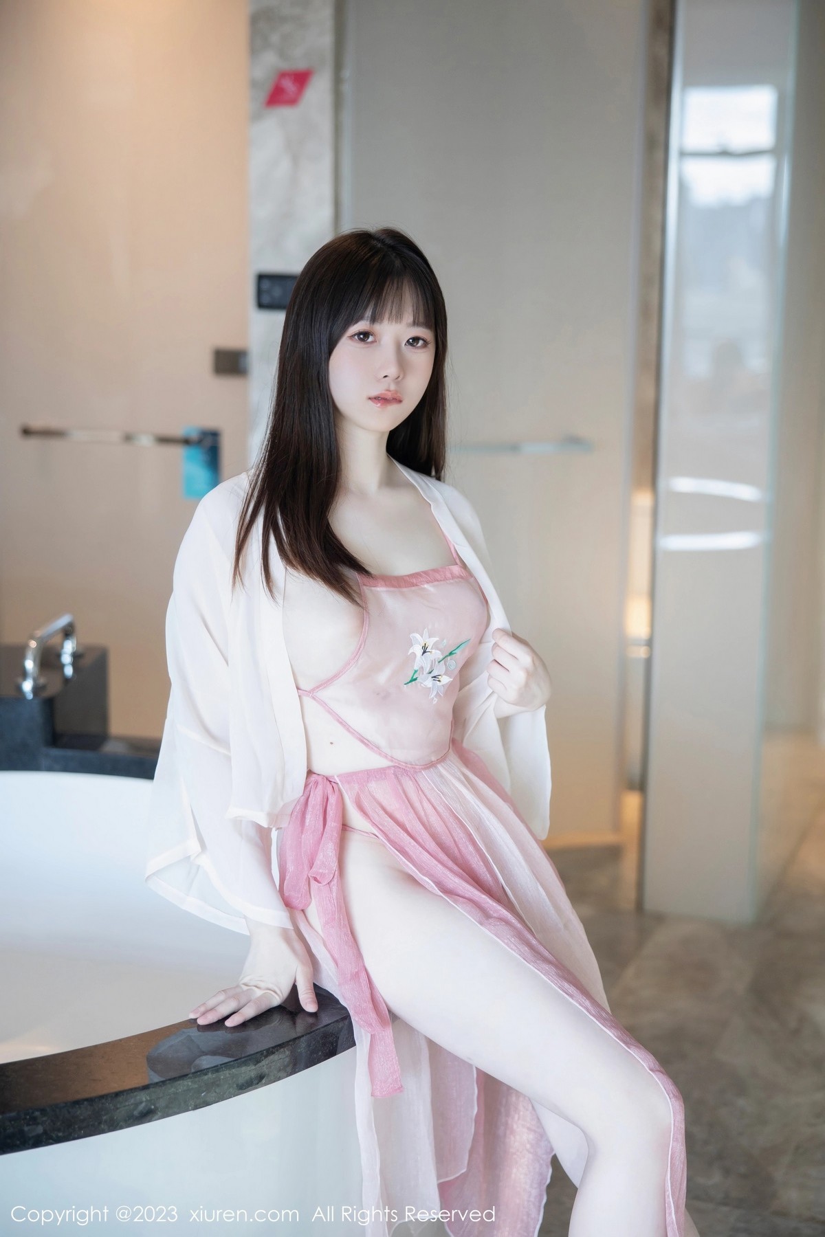 [XiuRen]高清写真图 2023.06.16 No.6926 林悠悠 新人古装