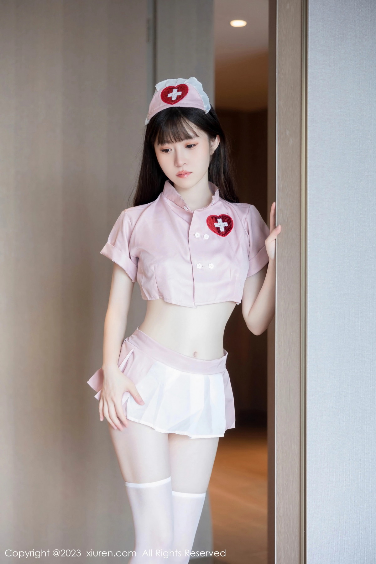 [XiuRen]高清写真图 2023.07.17 No.7090 林悠悠 白丝美腿