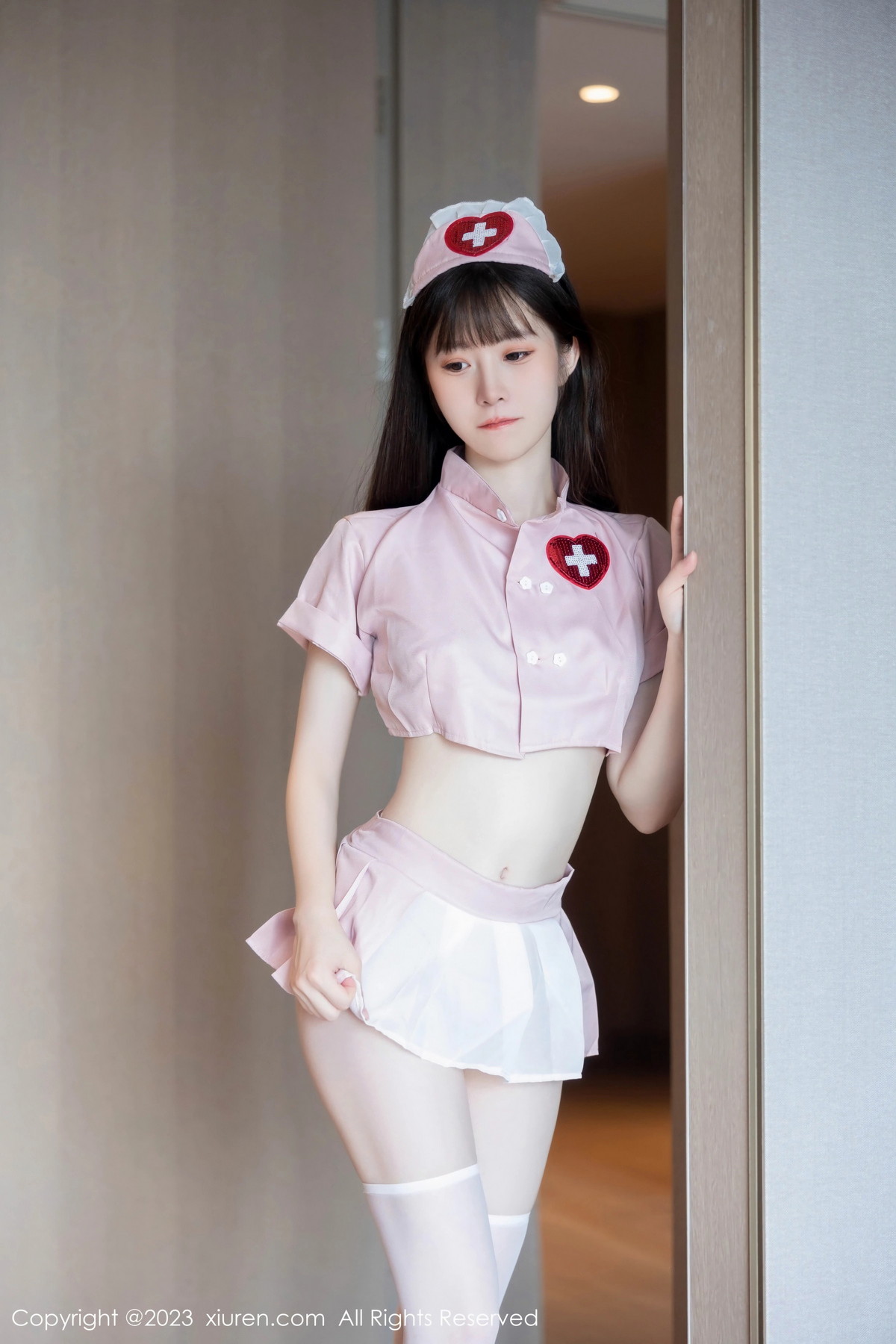[XiuRen]高清写真图 2023.07.17 No.7090 林悠悠 白丝美腿