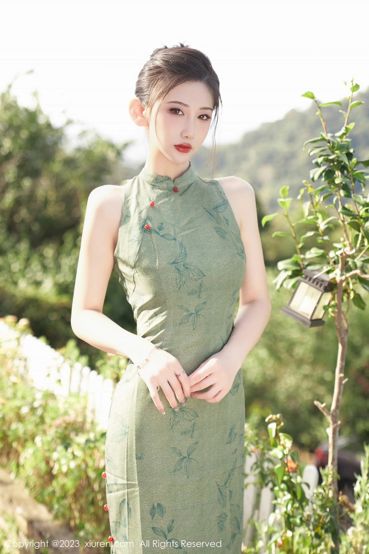 [XiuRen]高清写真图 2023.08.03 No.7181 沈青黛 旗袍美腿