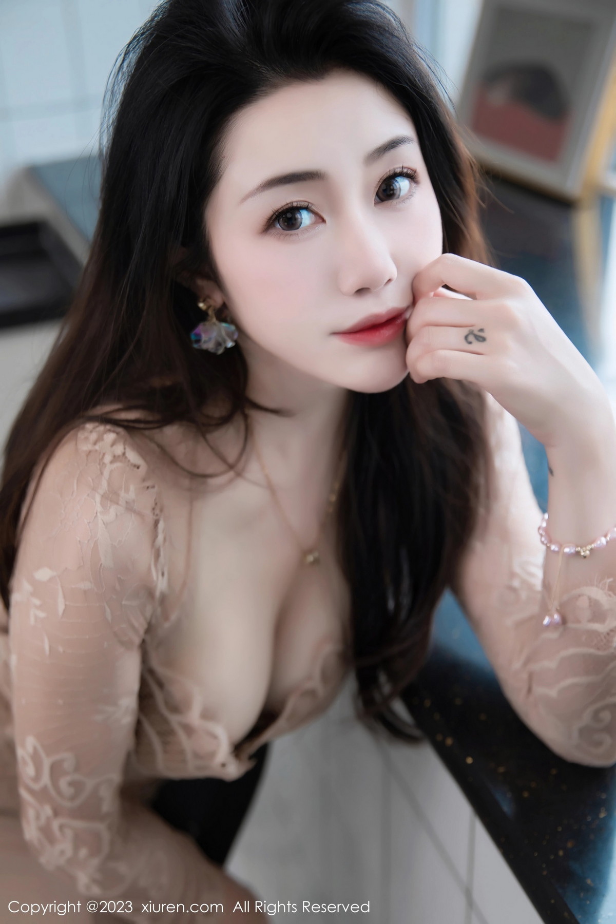 [XiuRen]高清写真图 2023.08.11 No.7216 严利娅Yuliya 丰腴美臀