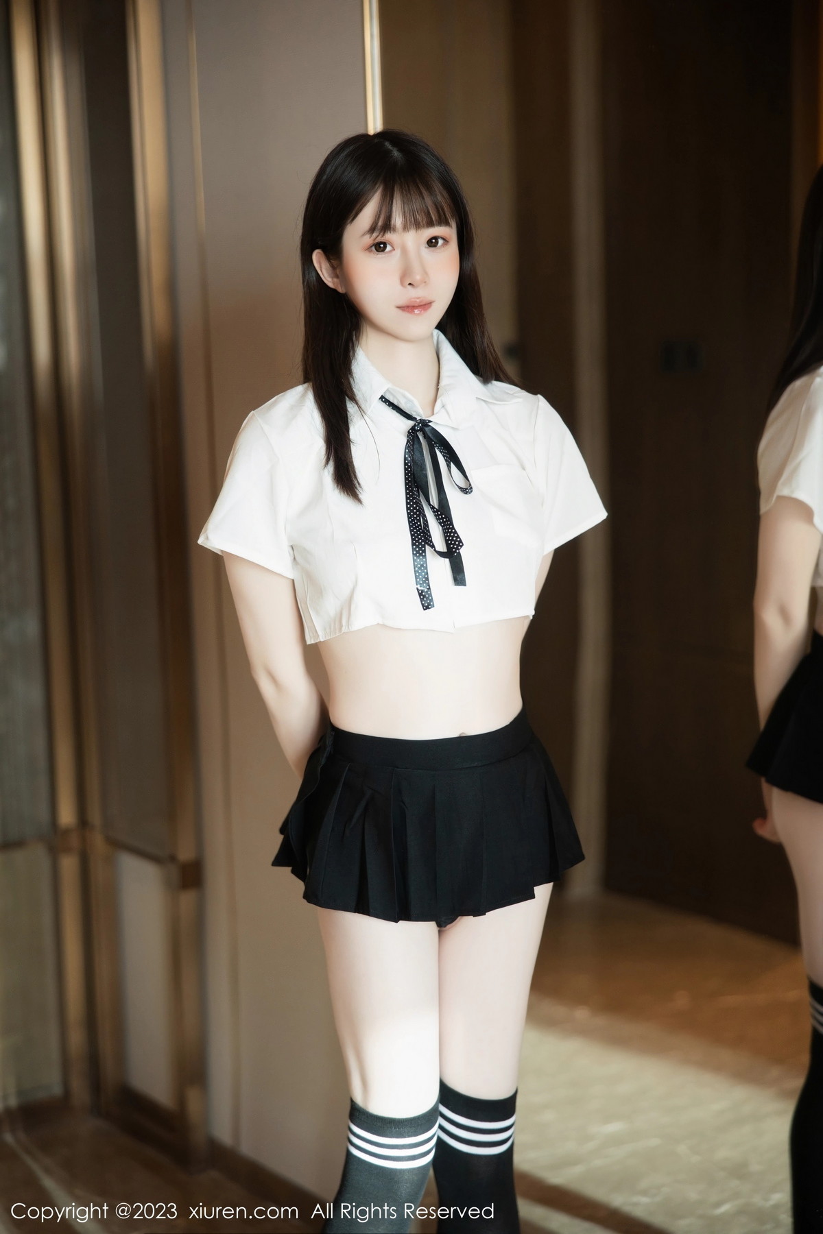 [XiuRen]高清写真图 2023.10.19 No.7534 林悠悠 清纯美腿