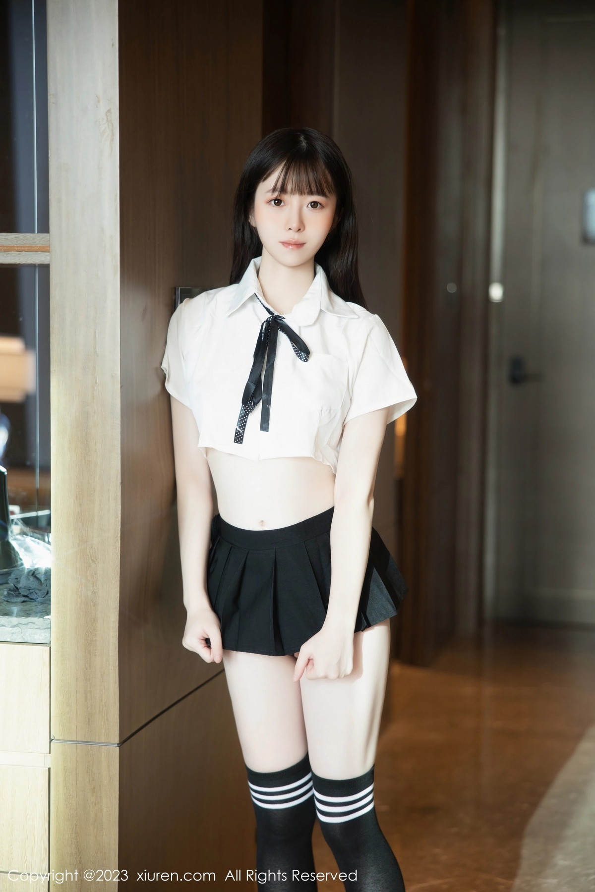 [XiuRen]高清写真图 2023.10.19 No.7534 林悠悠 清纯美腿