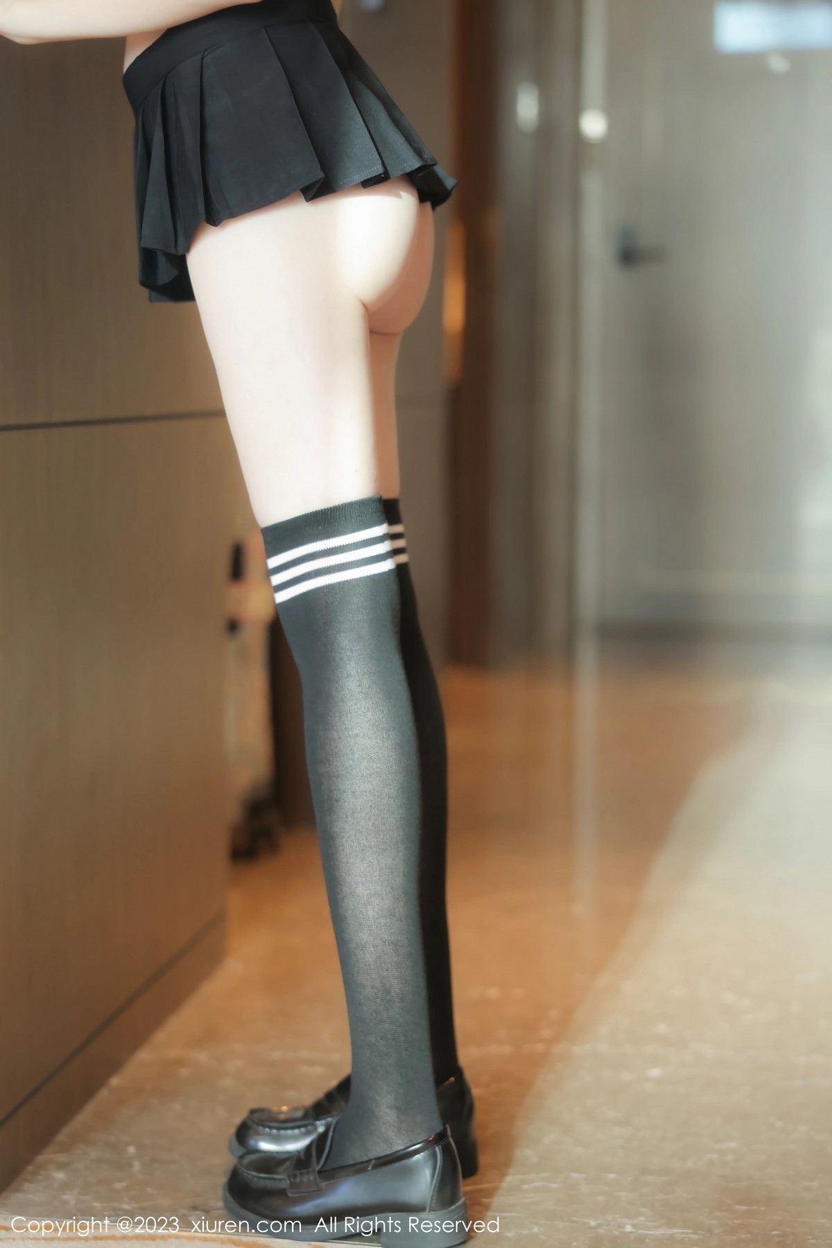 [XiuRen]高清写真图 2023.10.19 No.7534 林悠悠 清纯美腿