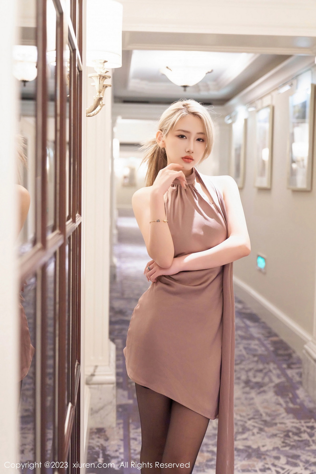 [XiuRen]高清写真图 2023.11.02 No.7603 沈青黛 黑丝美腿
