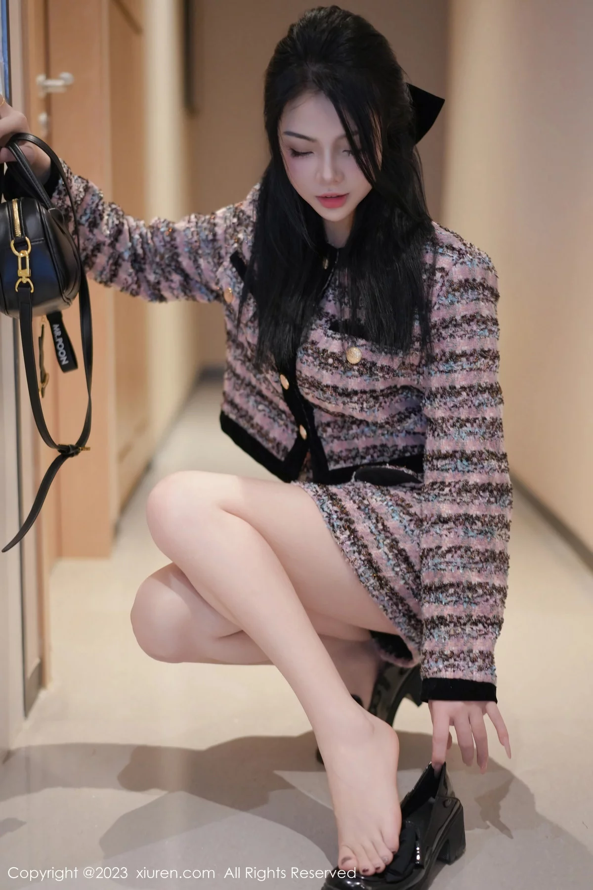 [XiuRen]高清写真图 2023.12.28 No.7877 媛宝儿boa 美腿清纯