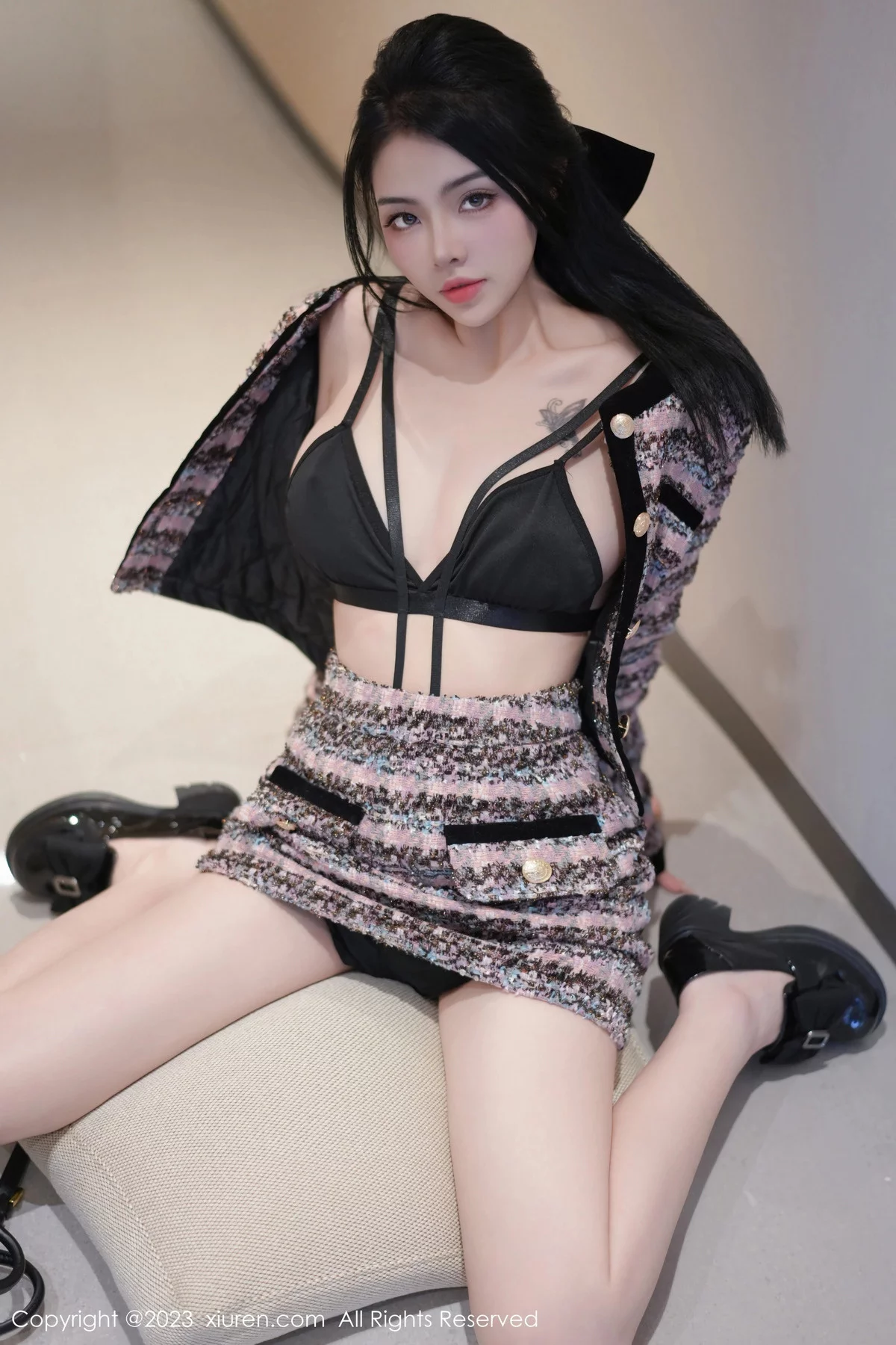 [XiuRen]高清写真图 2023.12.28 No.7877 媛宝儿boa 美腿清纯