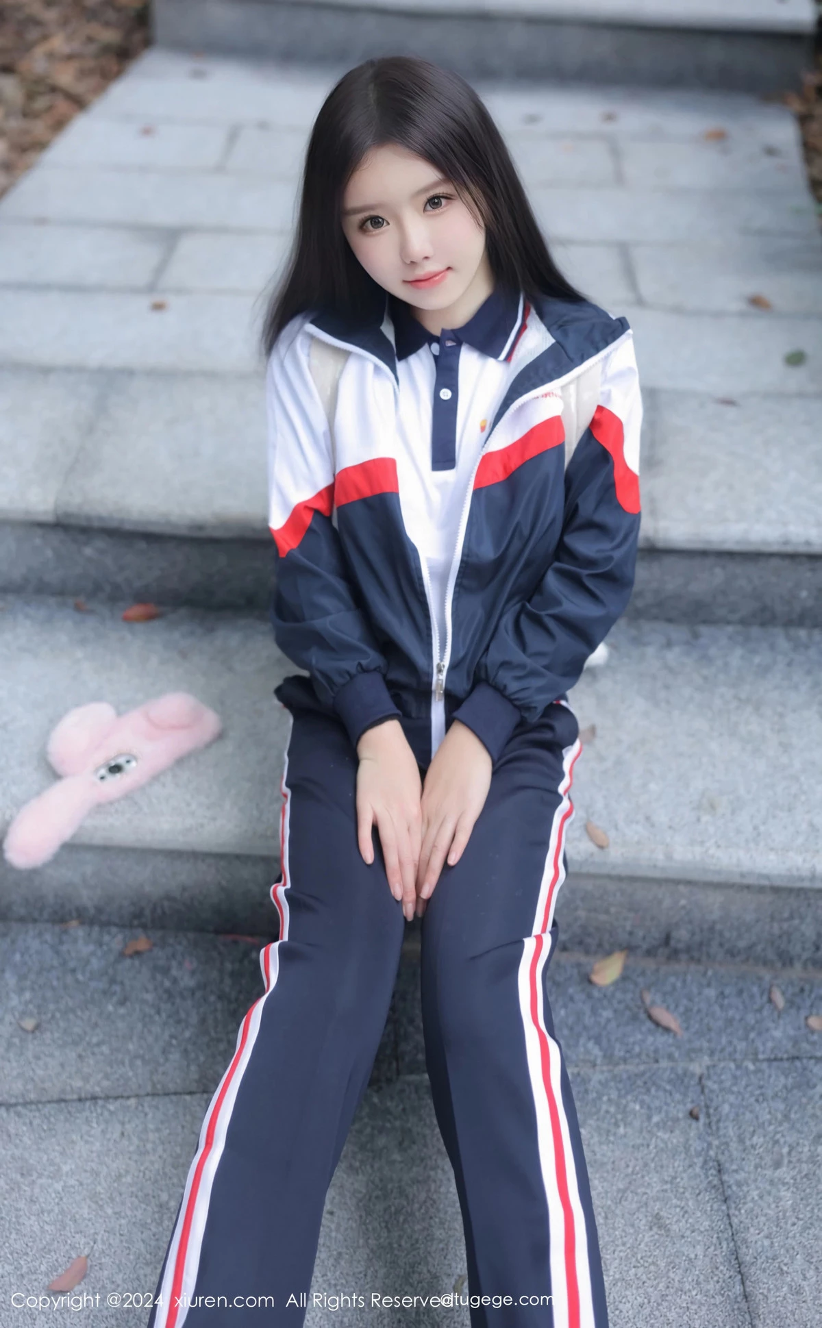 [XiuRen]高清写真图 2024.04.02 No.8335 小薯条nienie 美臀性感