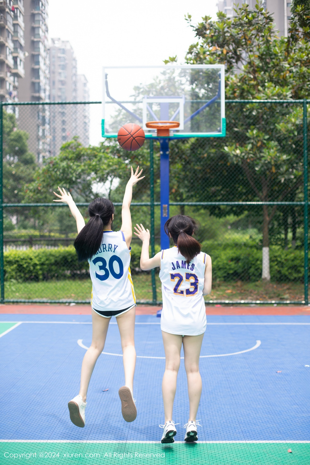 [XiuRen]高清写真图 2024.06.21 No.8744 豆瓣酱 模特合集