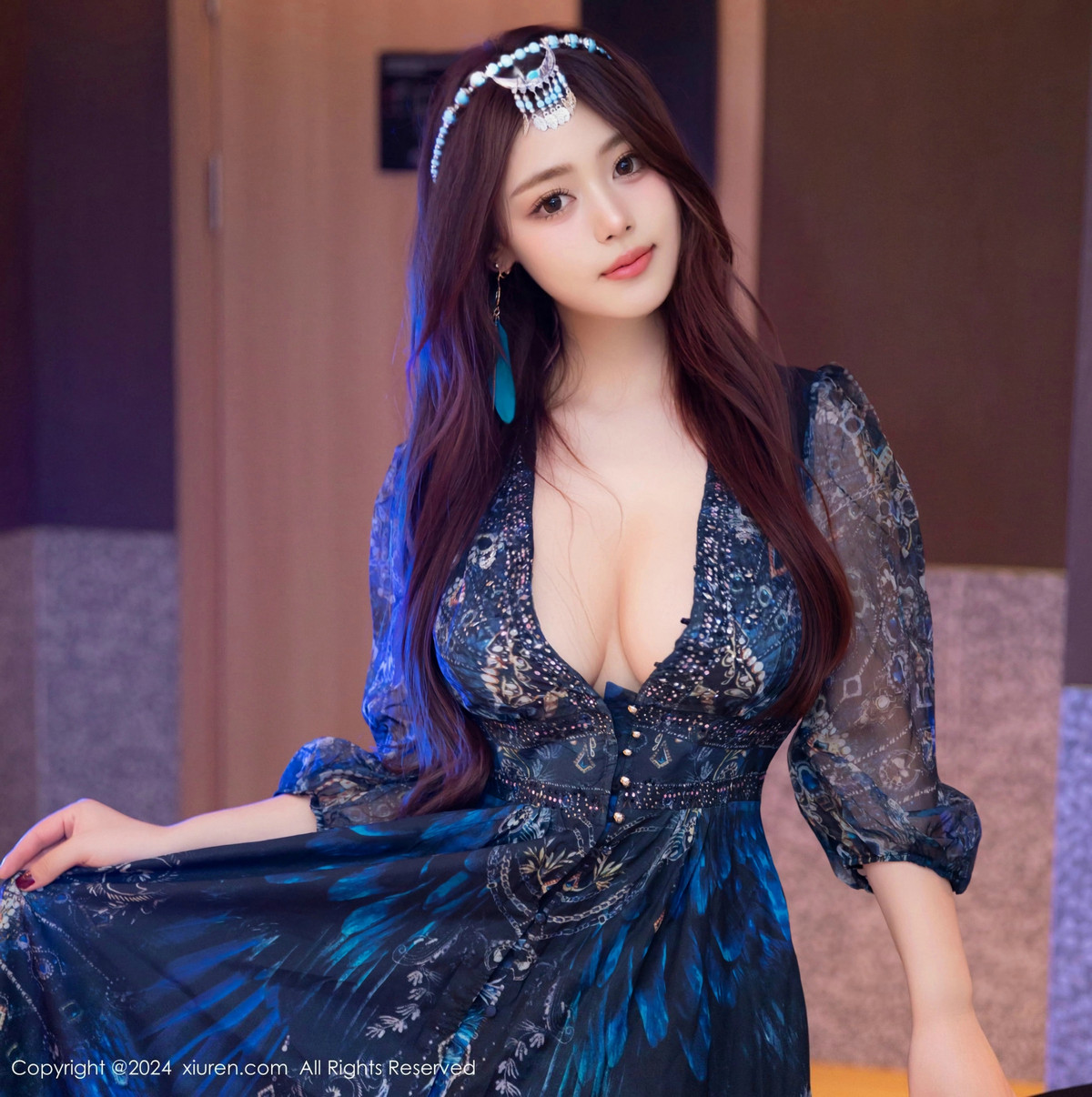 [XiuRen]高清写真图 2024.11.06 No.9403 蛋蛋宝 黑丝美腿