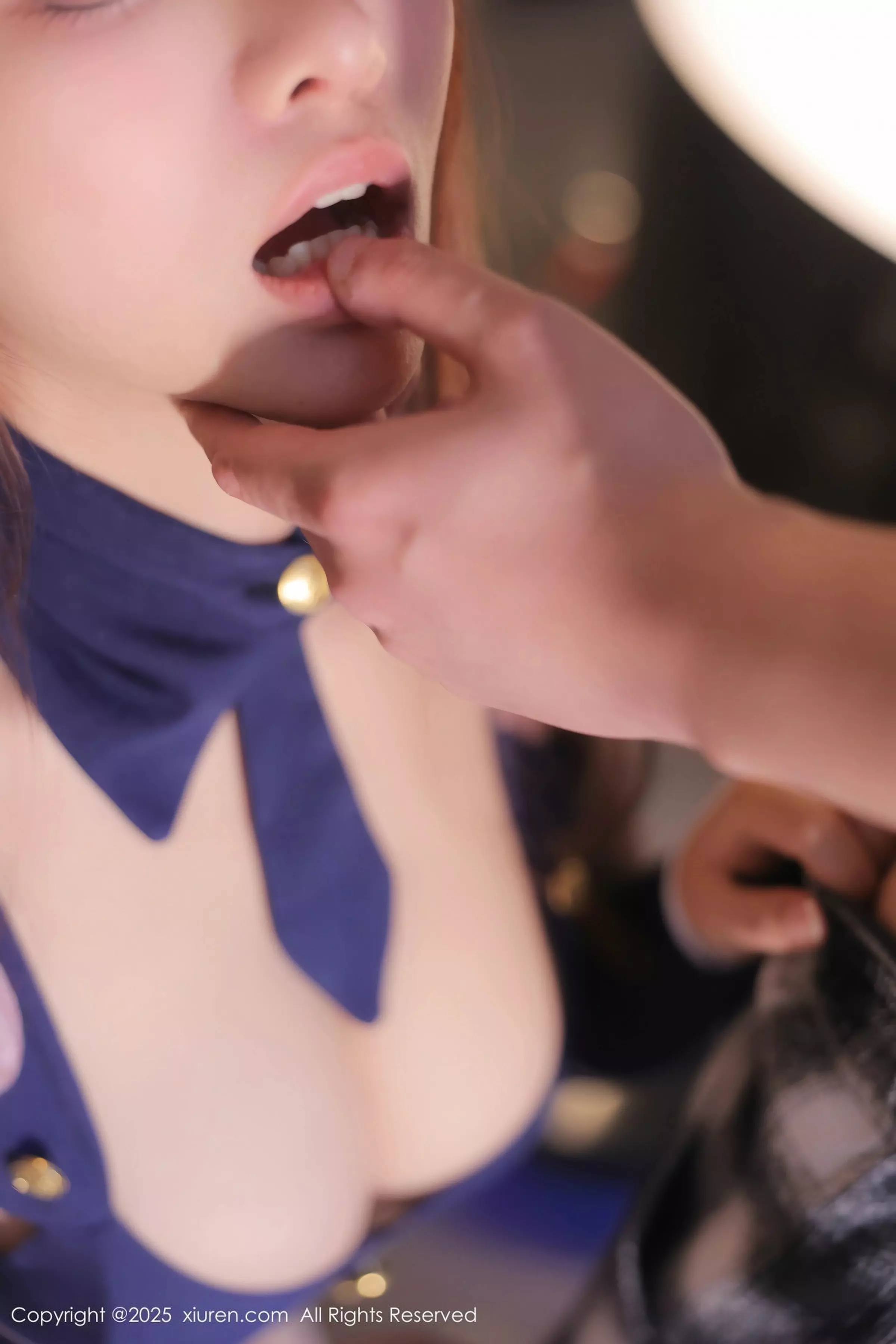 [XiuRen]高清写真图 2025.03.13 No.10009 张庭蓉 丝袜美腿