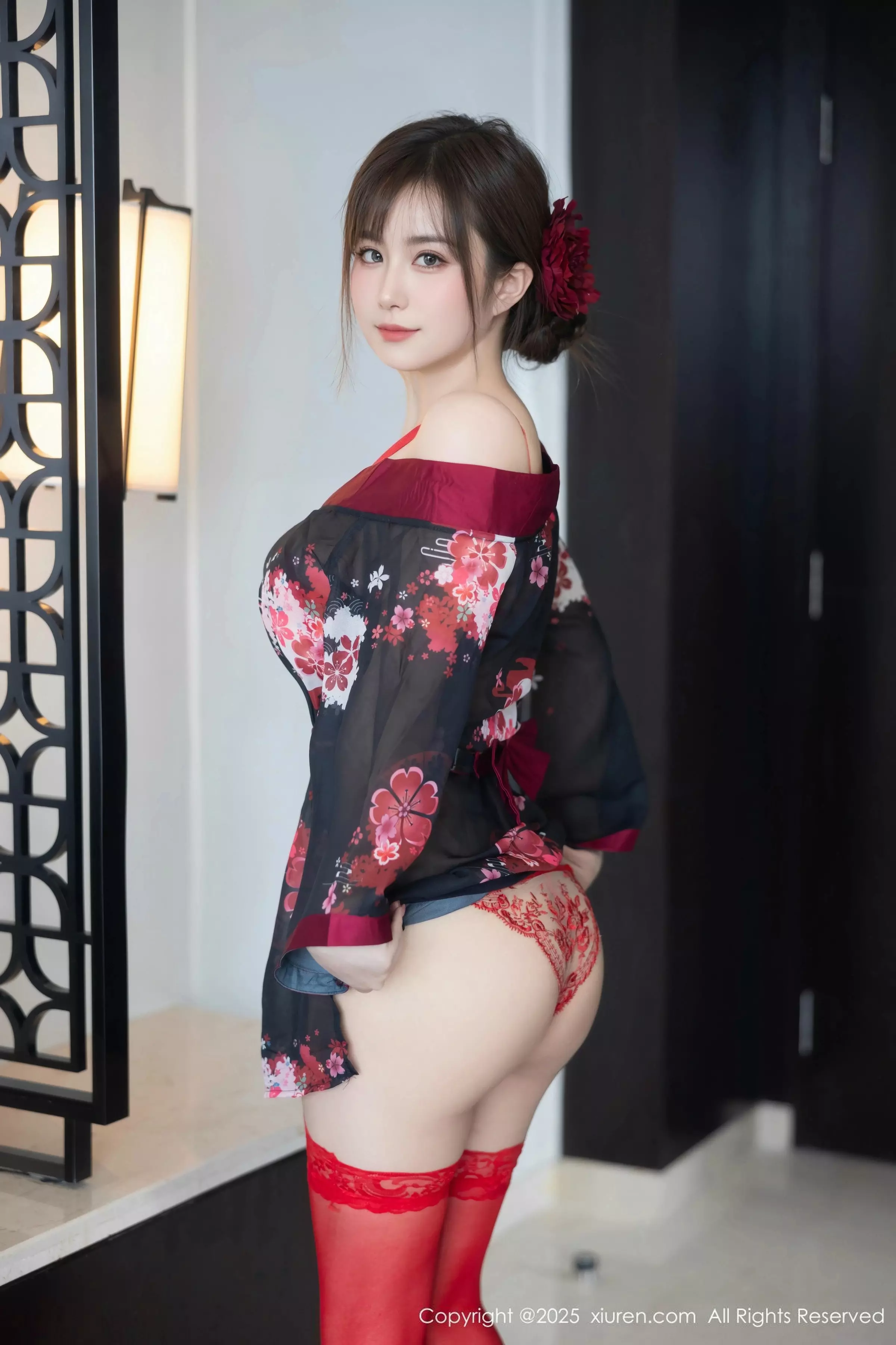[XiuRen]高清写真图 2025.03.17 No.10026 小肉肉咪 美腿丝袜