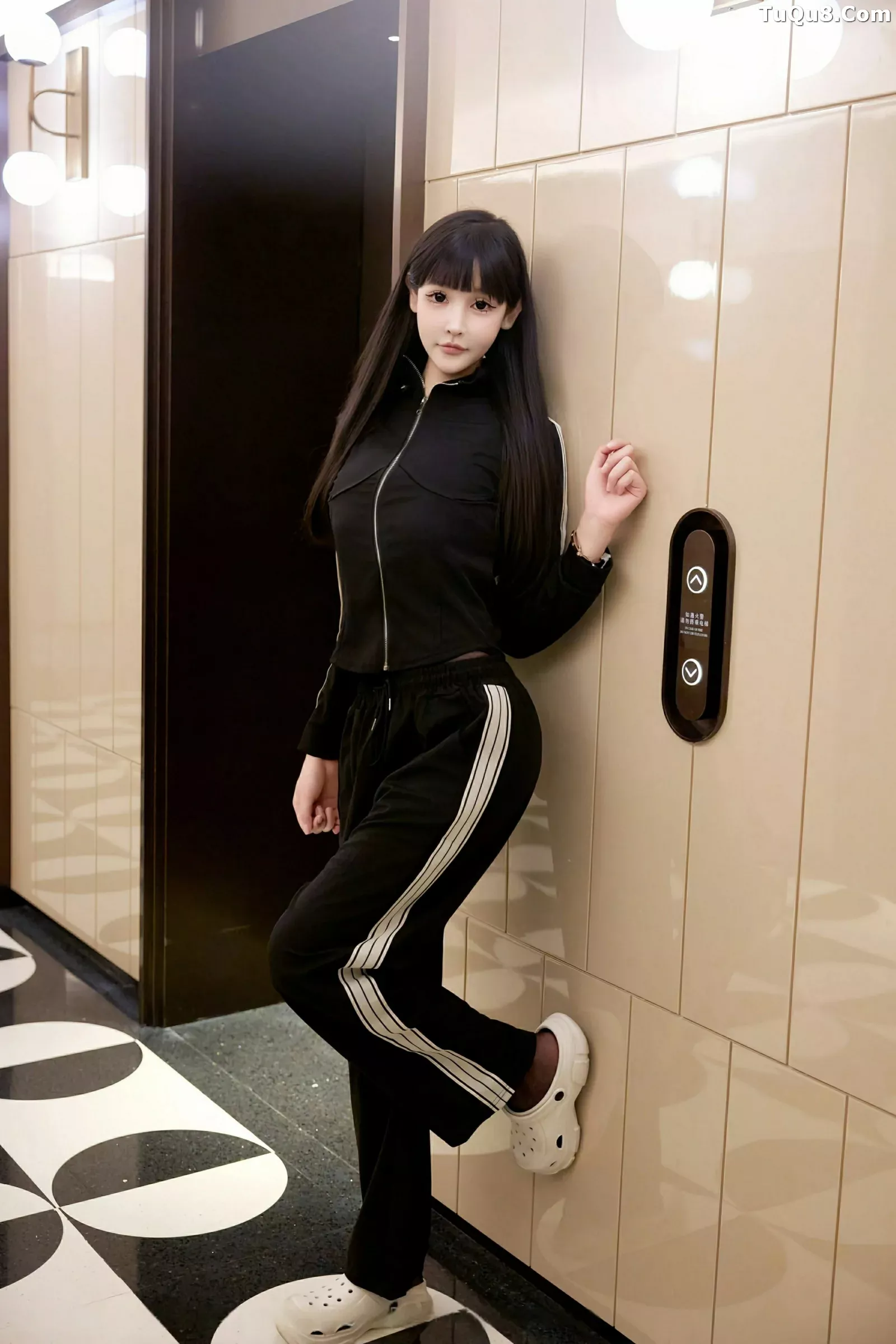 [XiuRen]高清写真图 2025.06.30 No.10482 智恩baby 黑色情趣