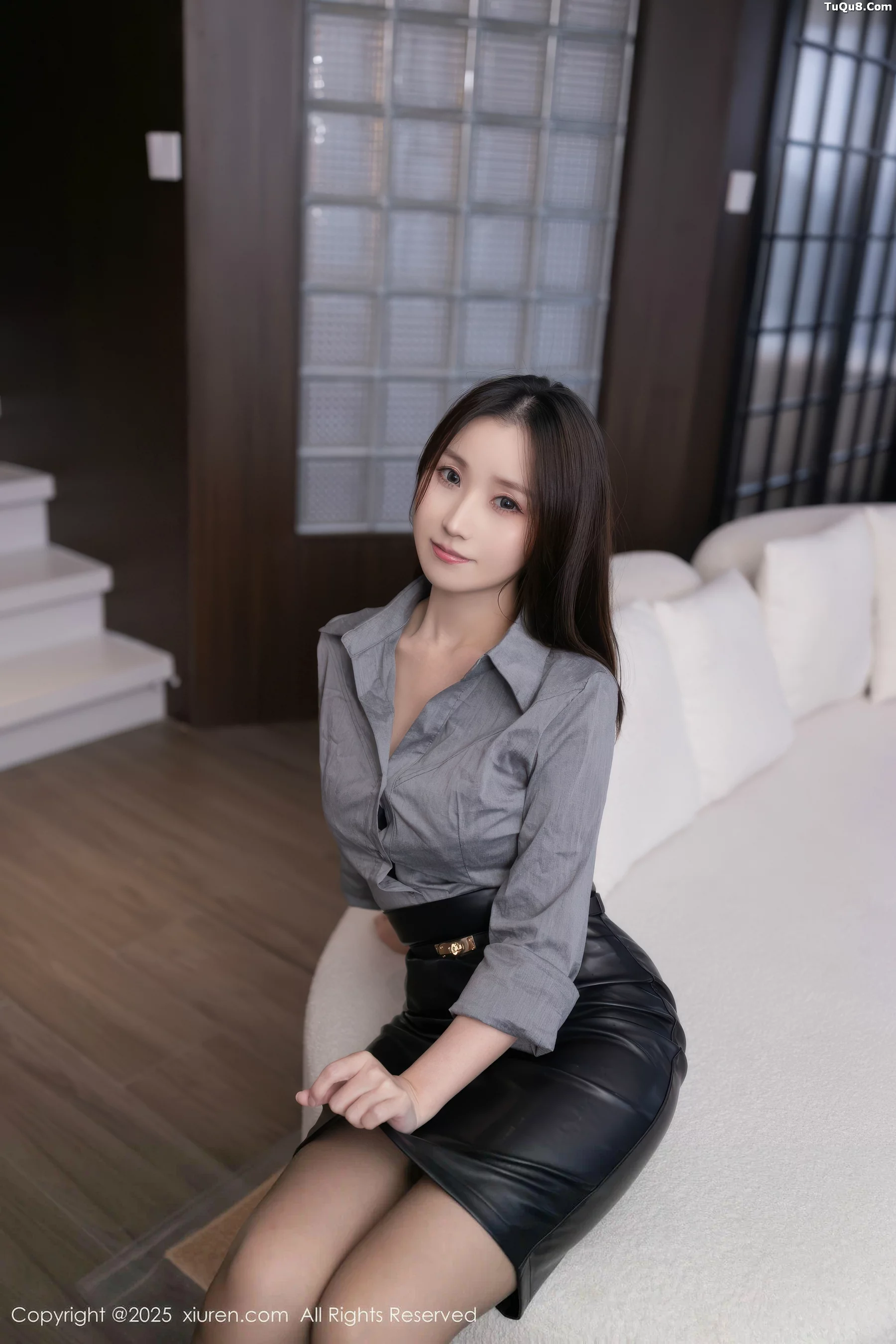[XiuRen]高清写真图 2025.11.12 No.10978 杏子Yada 情趣内衣