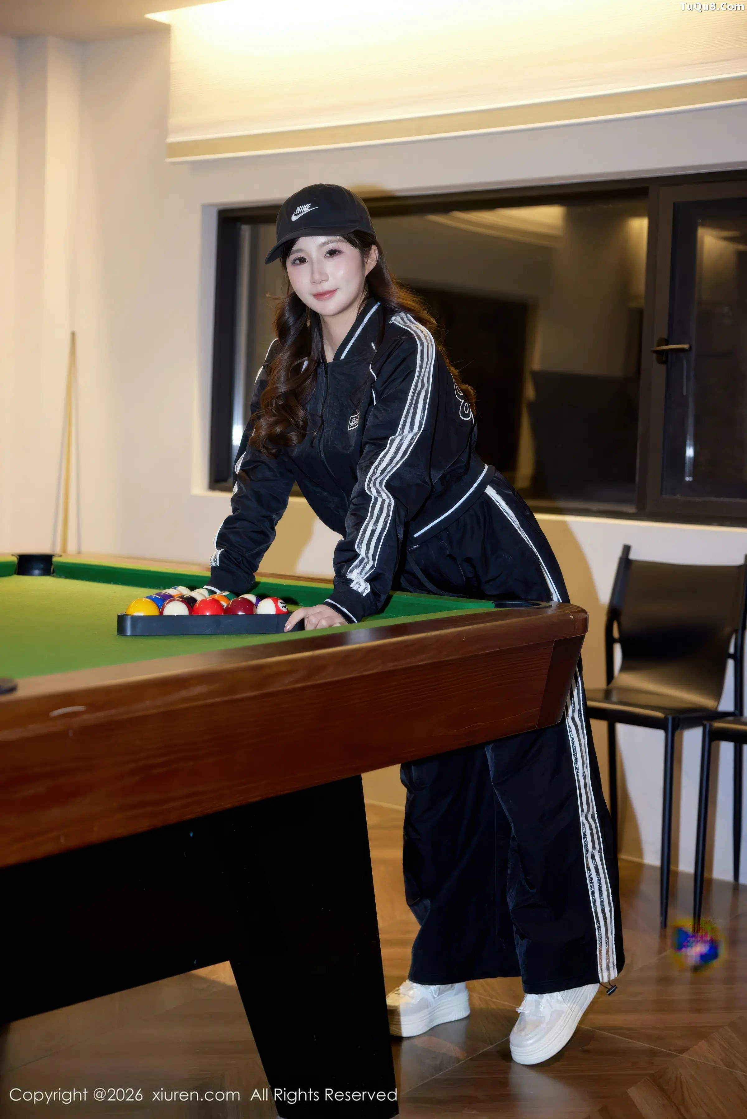 [XiuRen]高清写真图 2026.01.16 No.11242 小肉肉咪 黑色运动内衣