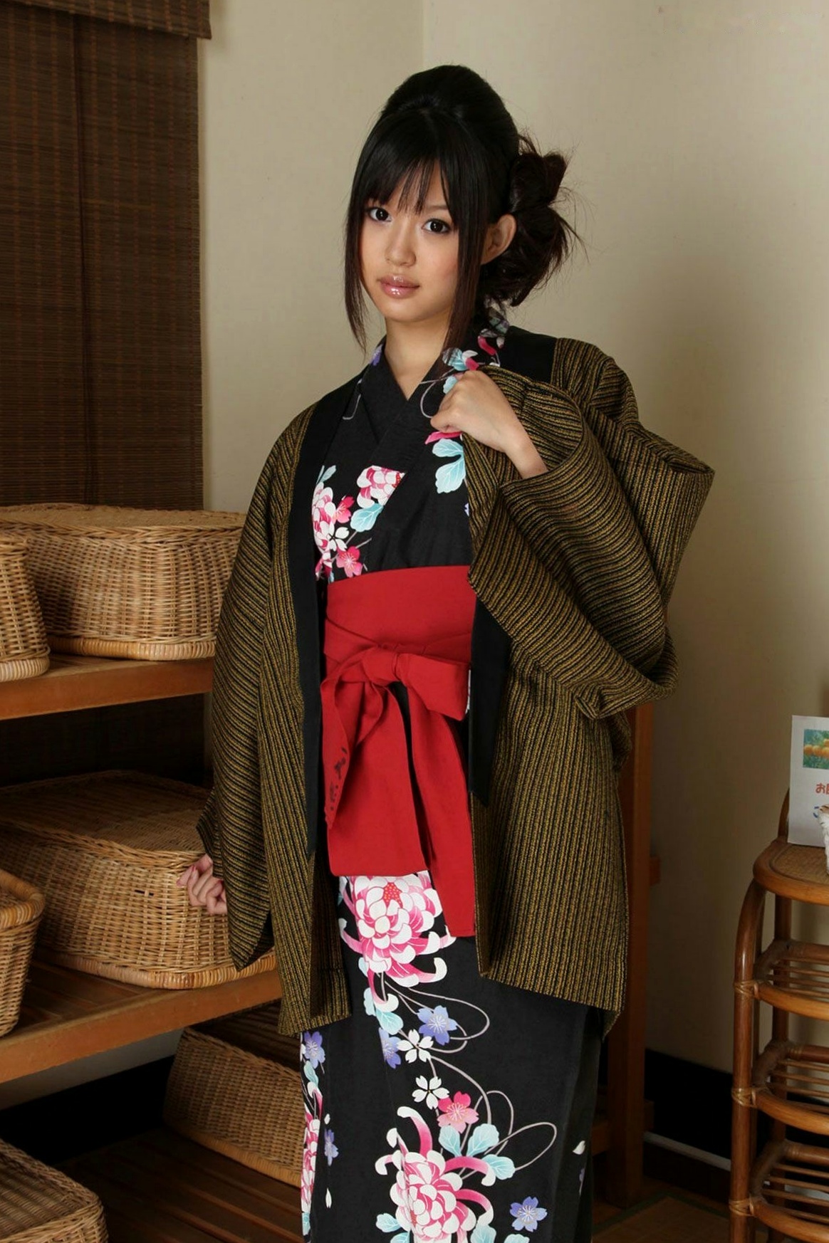 葵司 Tsukasa Aoi 和服写真集：古典优雅与诱惑并存的极致和风美感