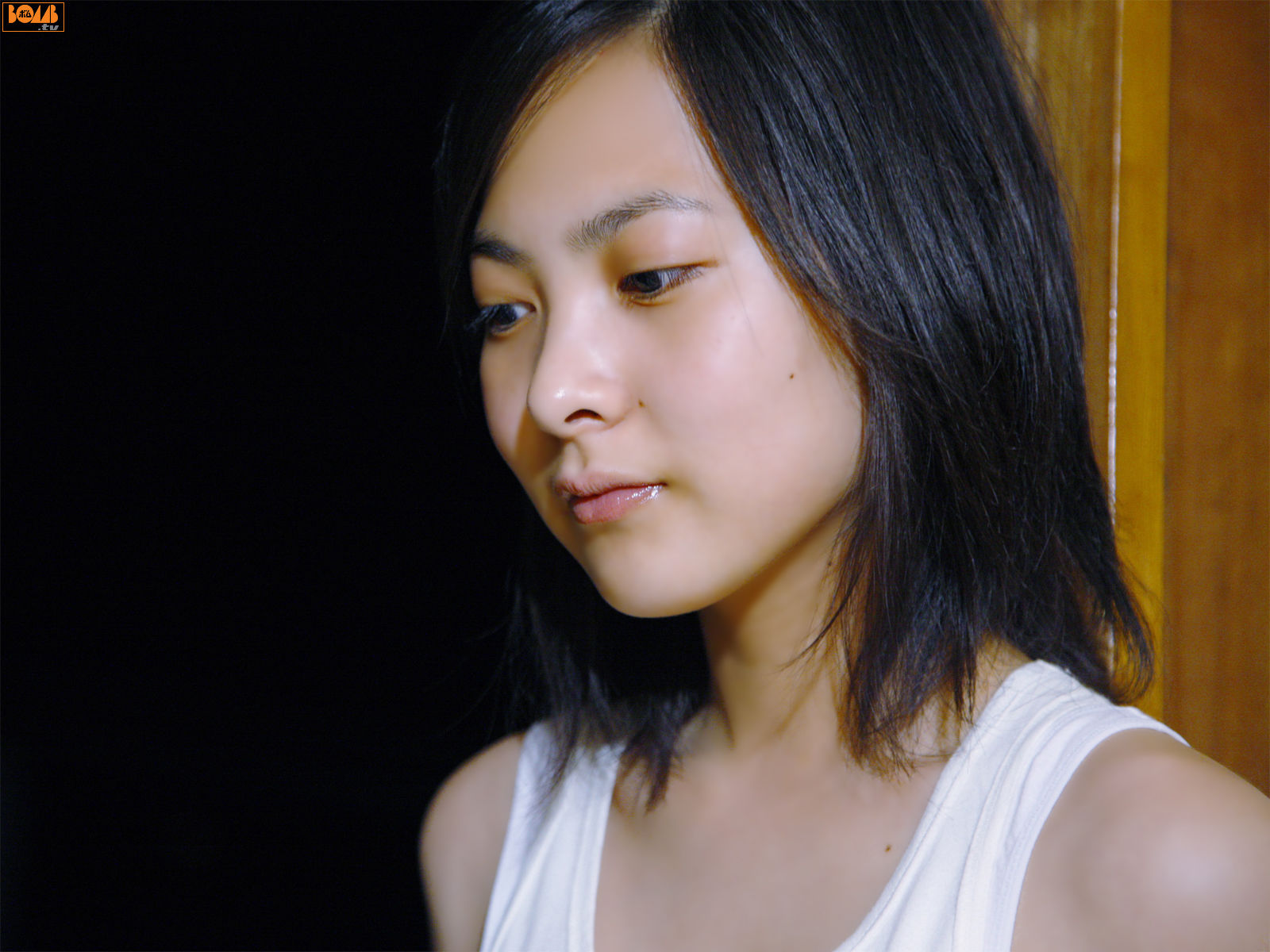 谷村美月-[Bomb.TV]高清写真图套图写真图集2009-01