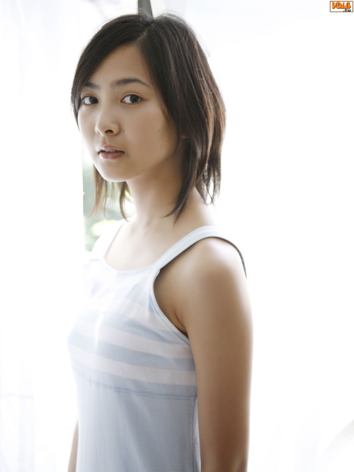 谷村美月-[Bomb.TV]高清写真图套图写真图集2009-01