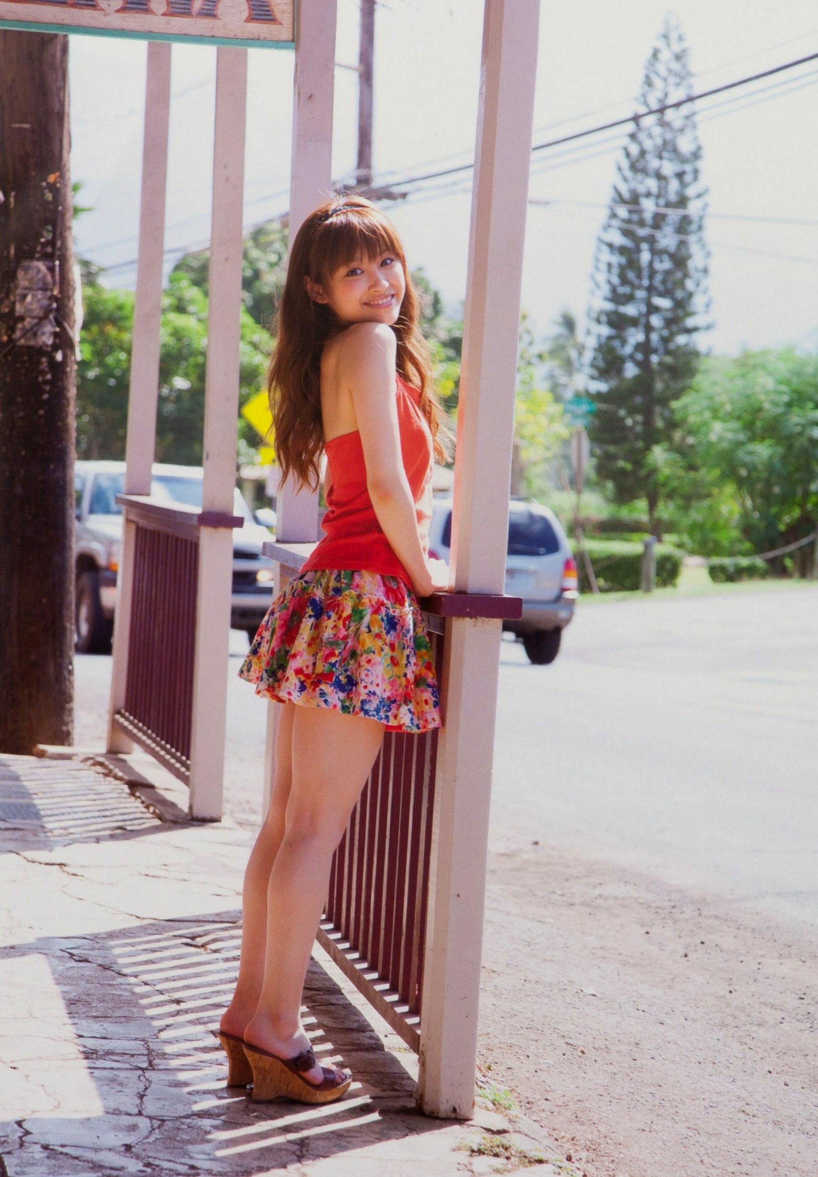 PB写真集_高桥爱《Katachi》精选高清写真，甜美比基尼度假风与舒适居家日常，展现多面动人魅力，76P珍藏合集