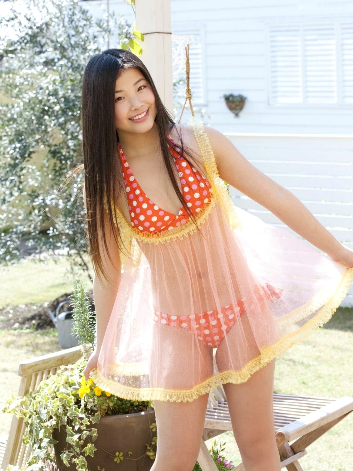 Sabra_倉田瑠夏《Look at Ruka 2》 写真集 Strictly Girls [40P]