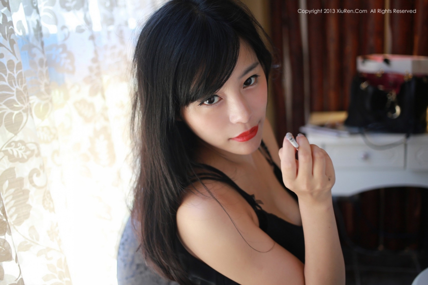易欣viya [XIUREN秀人网]高清写真图2013.09.10 XR20130910N00007