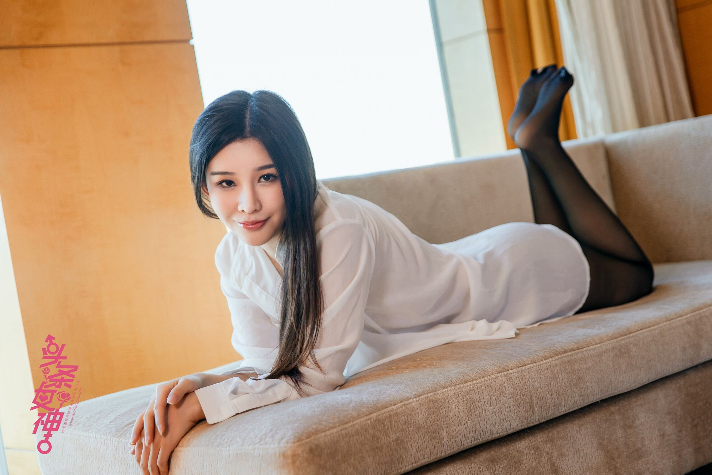 萌萌的迷你眼神 男友衬衫黑丝诱惑