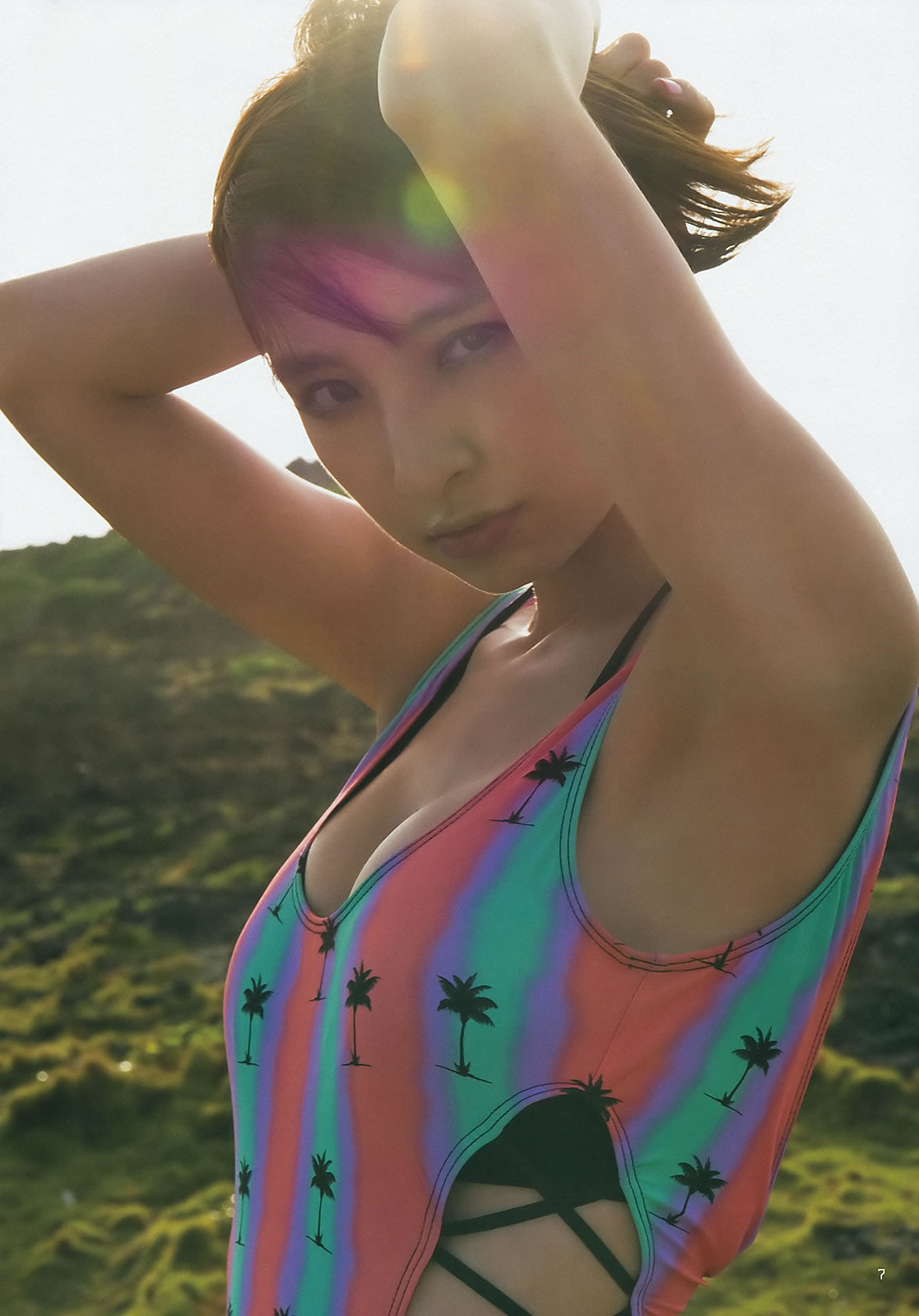 [Weekly Young Jump]高清写真图2012 No.37-38 筱田麻里子 伊藤梨沙子 AKB48