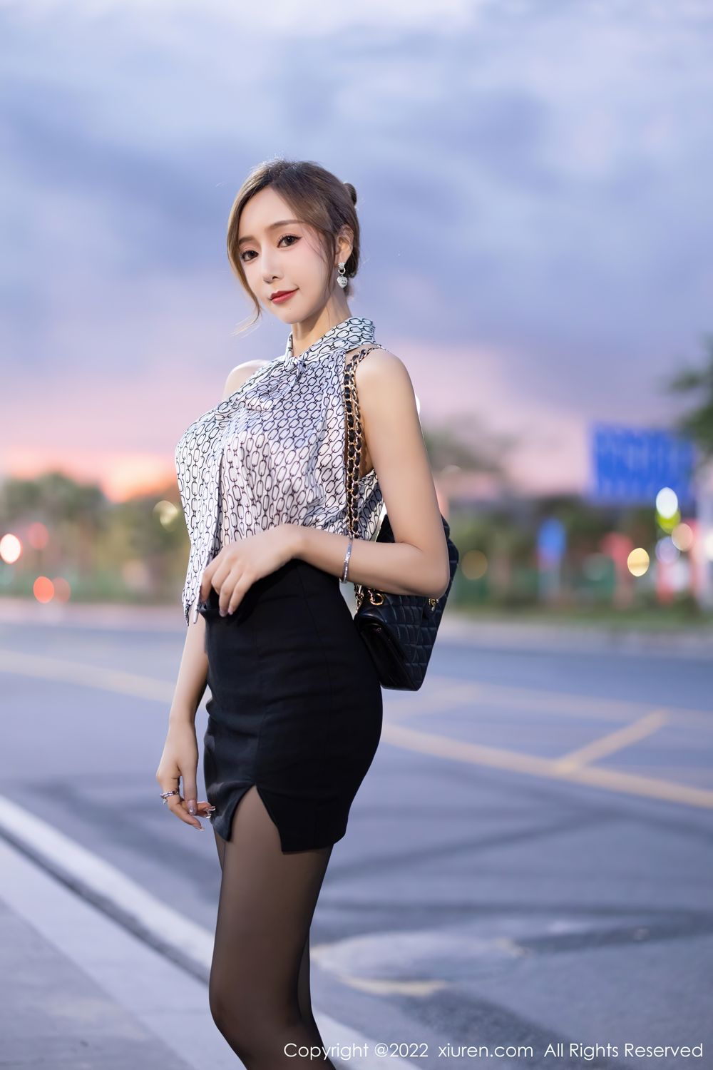 [XiuRen]高清写真图 2022.07.22 No.5325 王馨瑶yanni