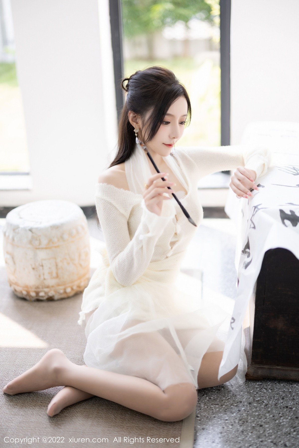[XiuRen]高清写真图 2022.11.11 No.5846 王馨瑶yanni 翘臀美腿