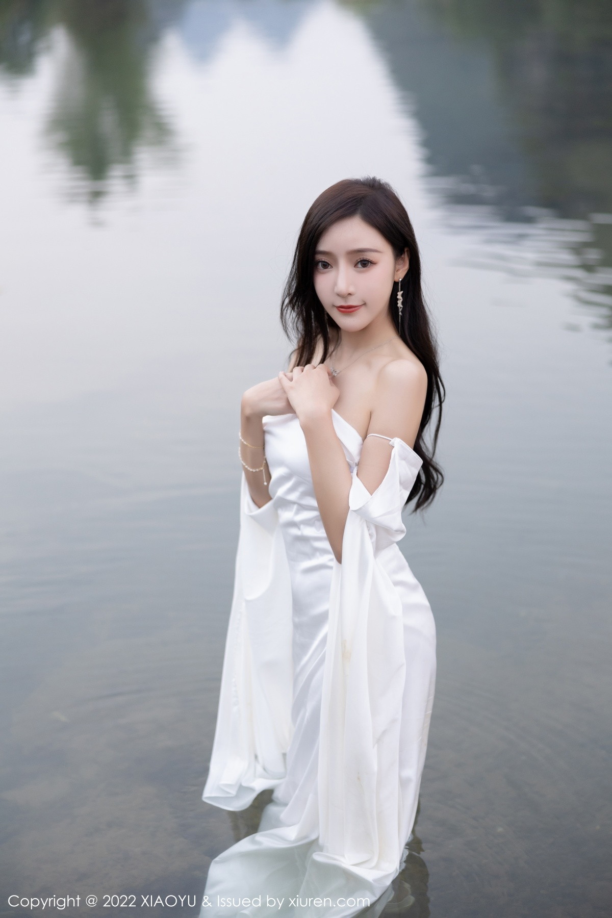 [XIAOYU]高清写真图 2022.10.18 VOL.884 王馨瑶yanni 杭州旅拍