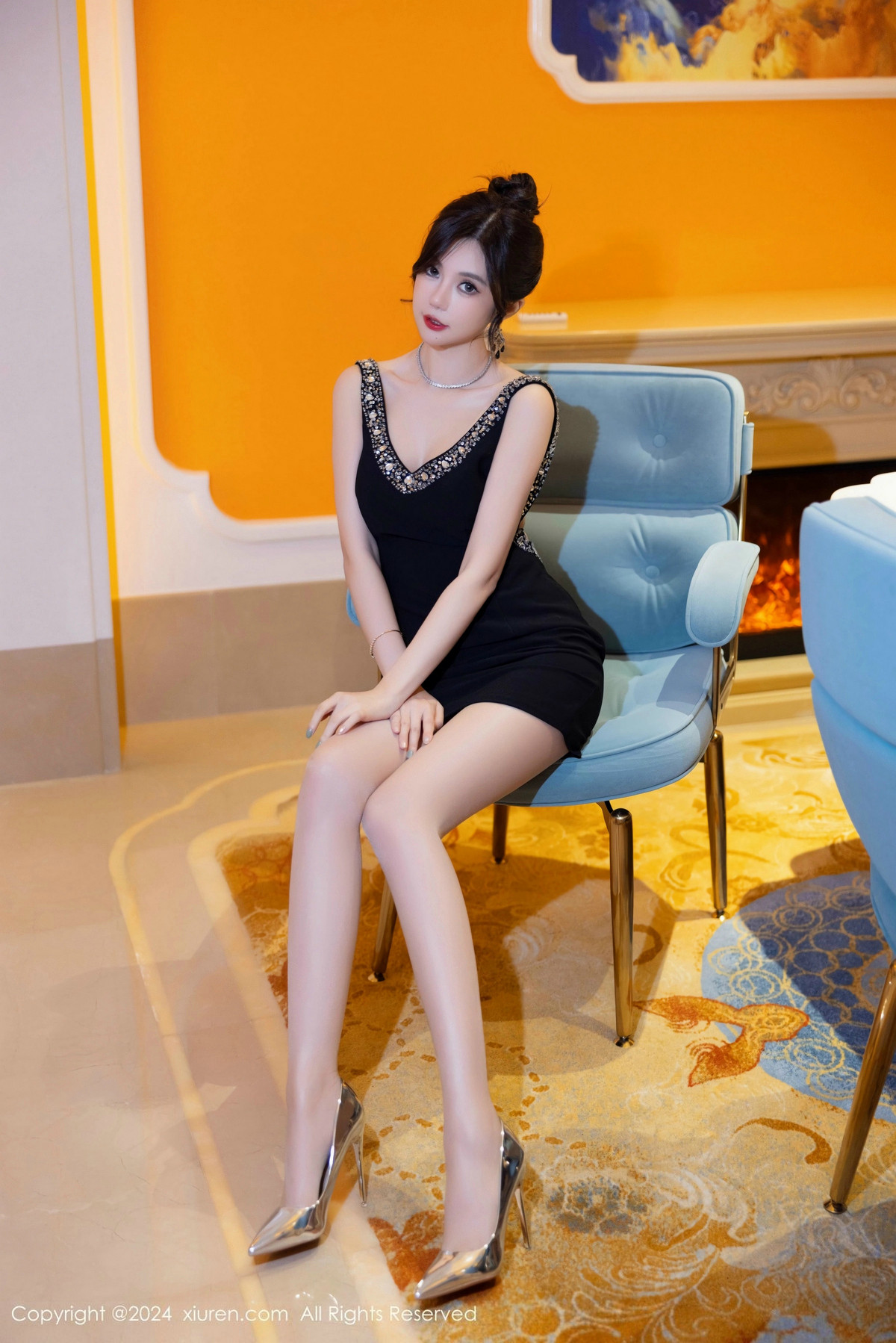 [XiuRen]高清写真图 2024.12.13 No.9596 绮里嘉ula 丝袜美腿