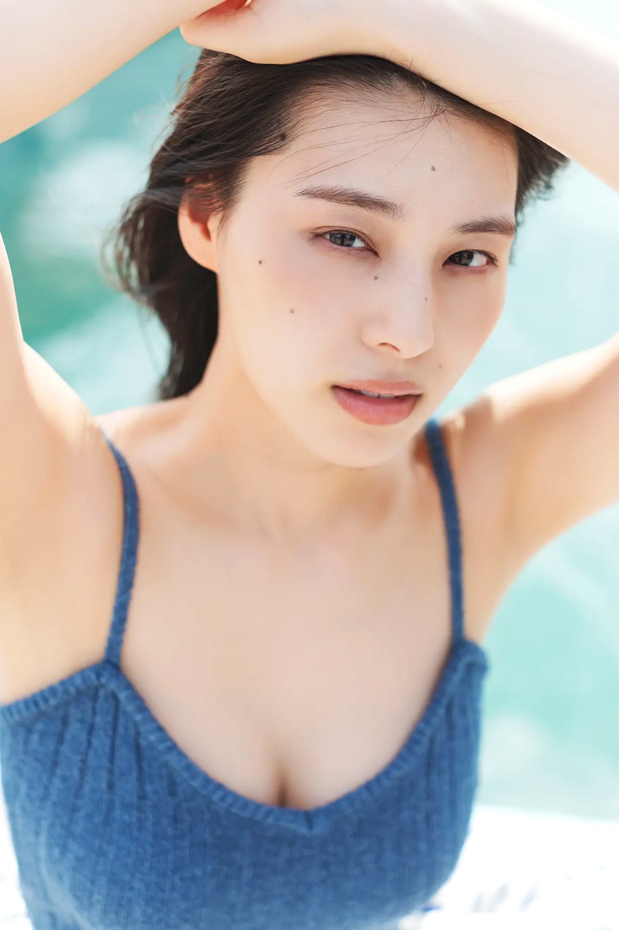 相楽伊織 - MADONNA 居家内衣与户外比基尼性感写真 [70P]