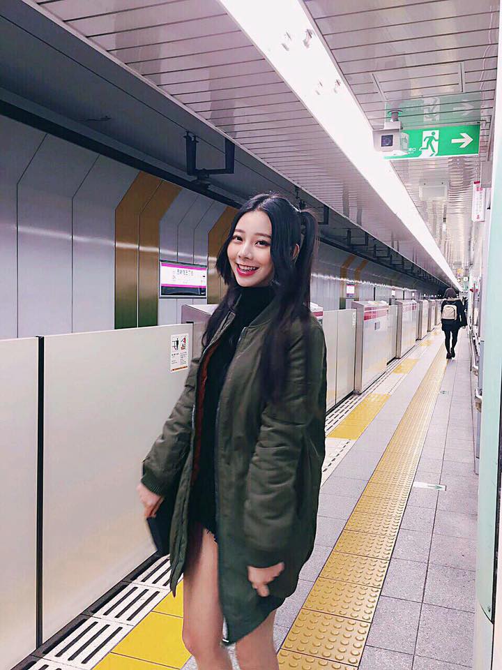 张香香 网络女神美艳自拍照
