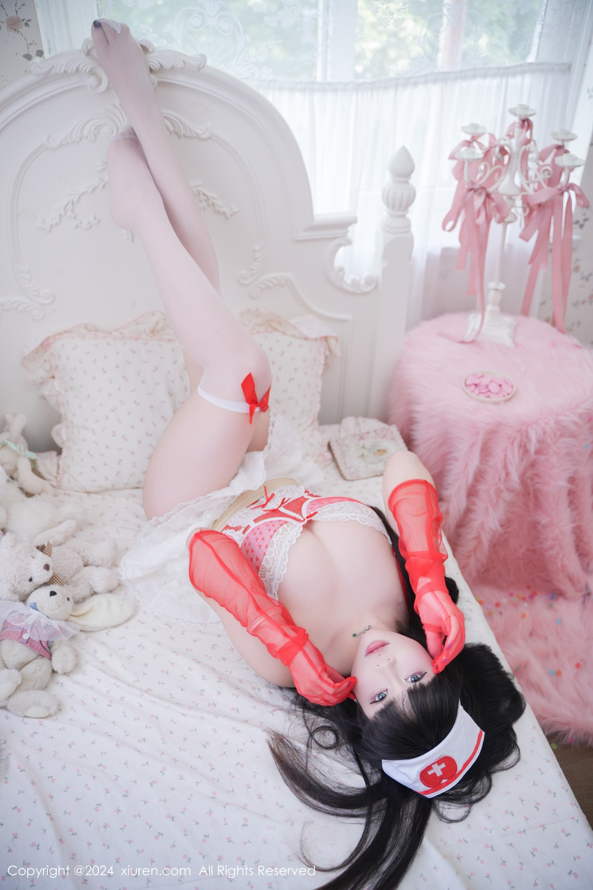 [XiuRen]高清写真图 2024.09.19 No.9177 mini米妮 丝袜美臀