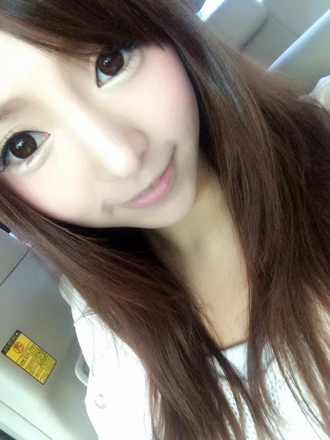 辉月杏梨(輝月あんり) Twitter自拍照分享