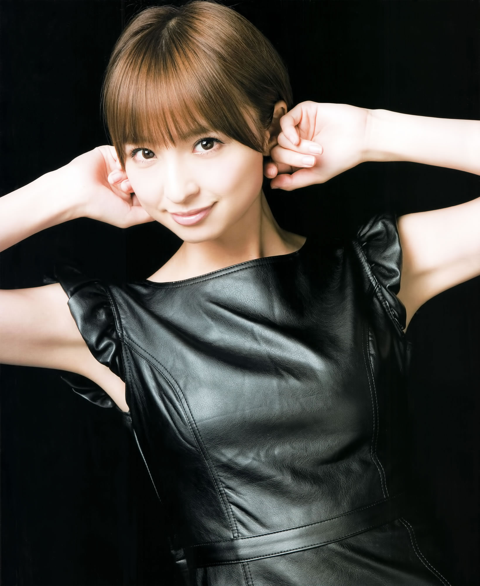 [Bomb Magazine]高清写真图2012 No.01 篠田麻里子 小嶋陽菜 秋元才加 HKT48 乃木坂46