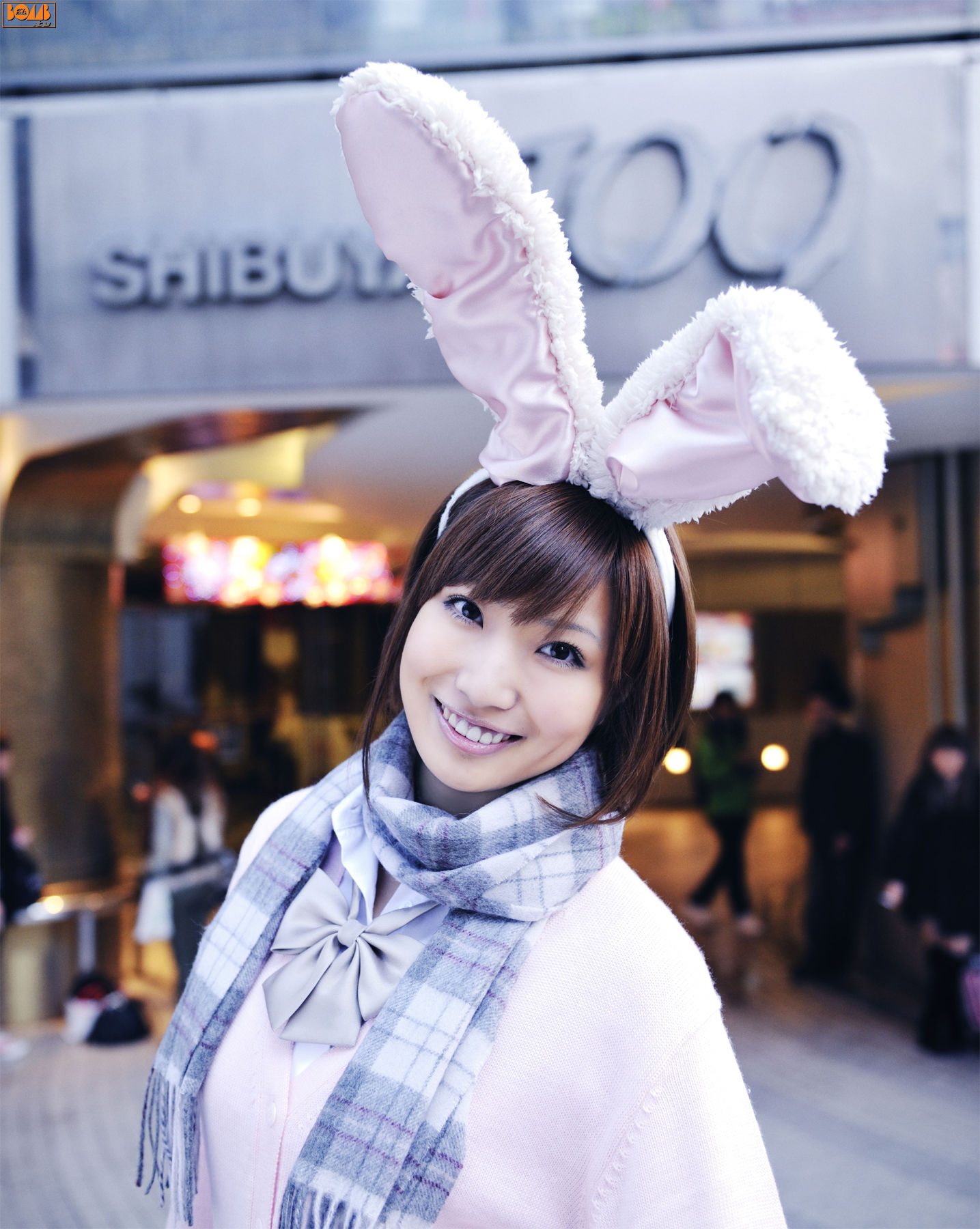 夏垣佳奈、村上友梨-[Bomb.TV]高清写真图套图写真图集Mimi Girls2011-01