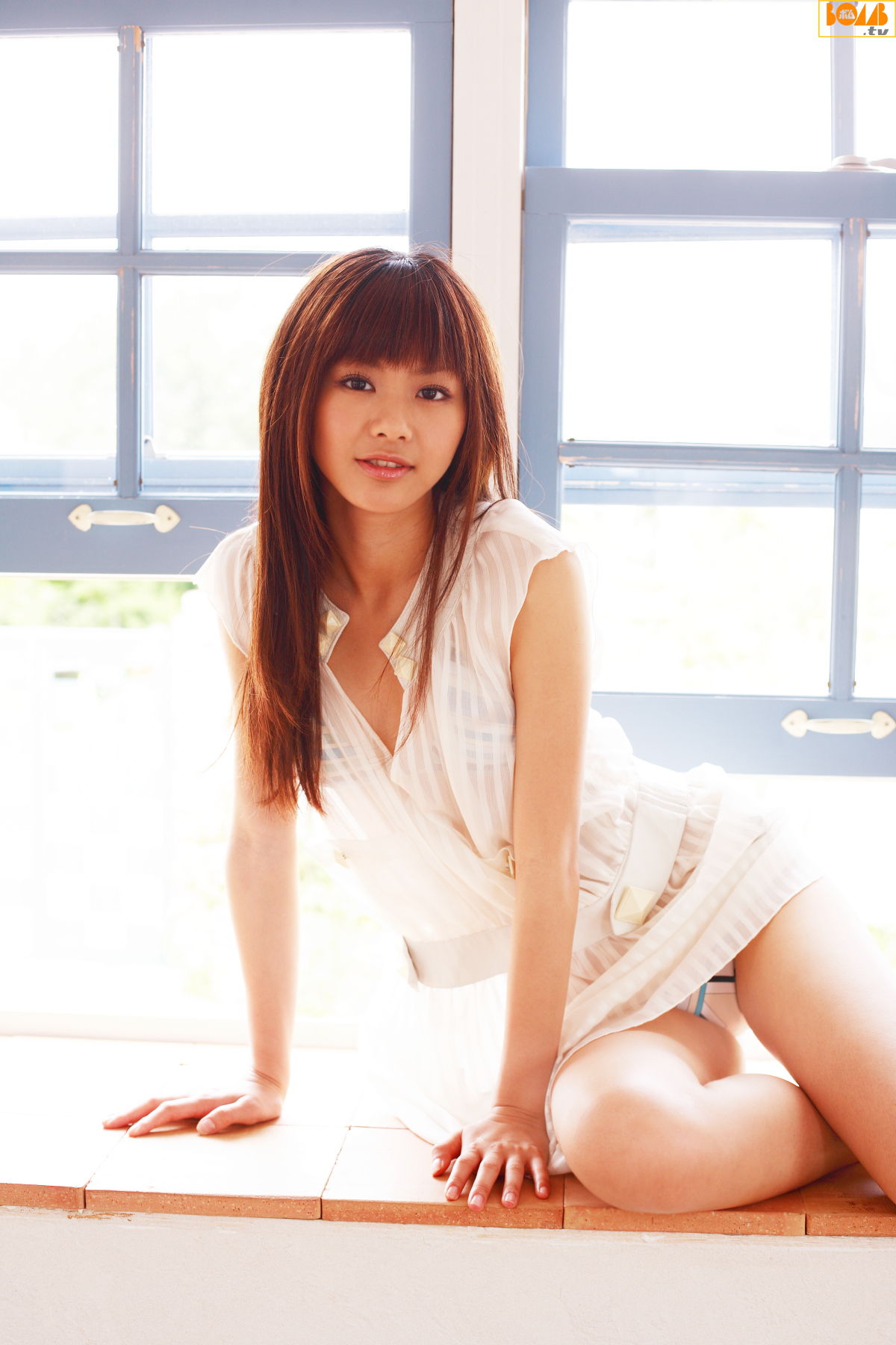 佐藤里香(さとう里香)-[Bomb.TV]高清写真图套图写真图集2009-06