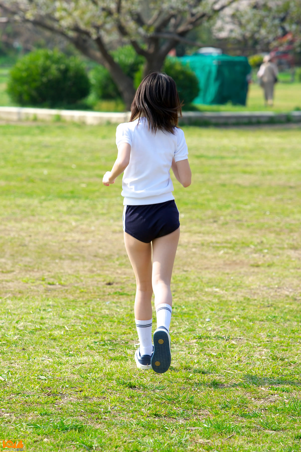 山下菜々子 [Bomb.tv]高清写真图2008.10